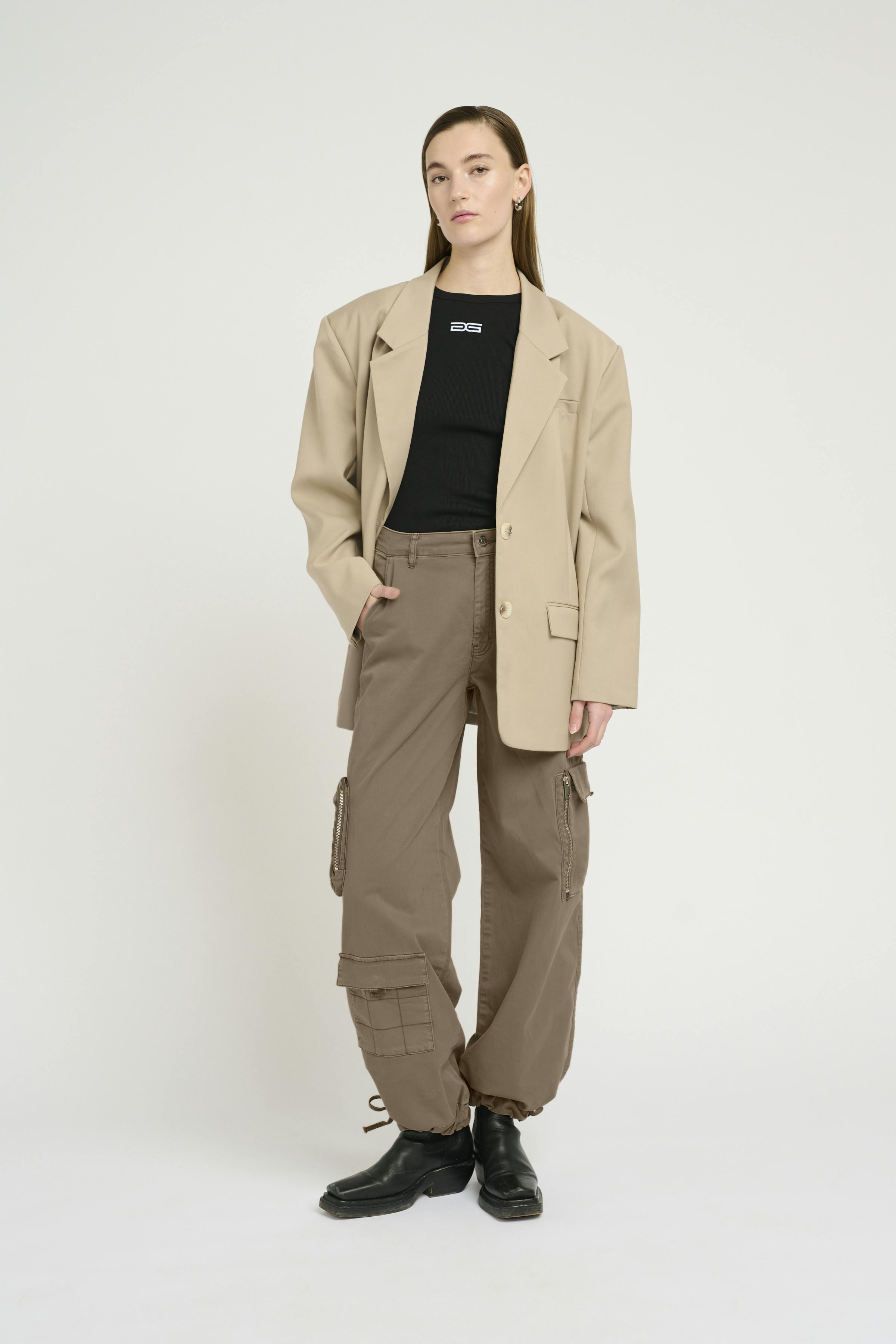 ChineaGZ Cargo trousers LOOKBOOK FRONT 10906462-181112