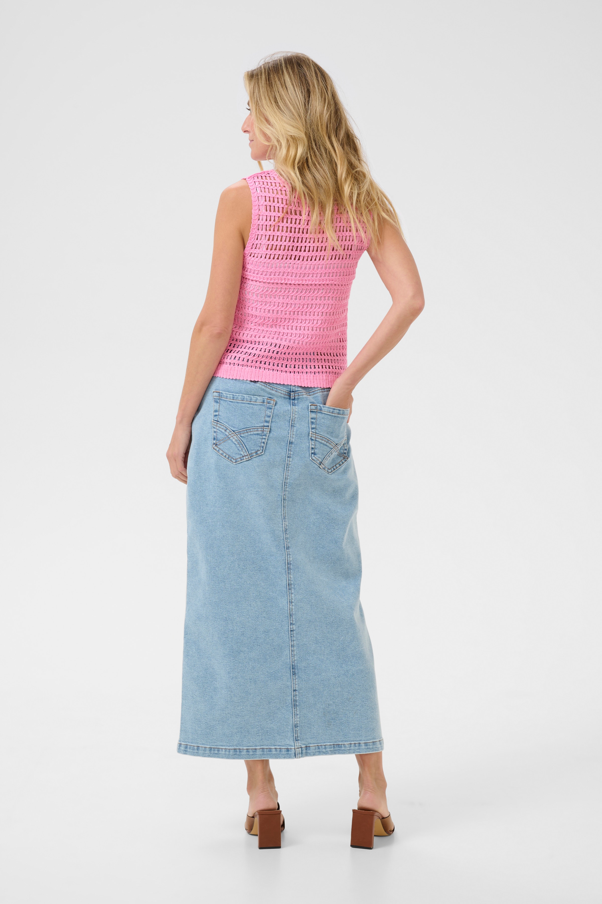 CRKittie Slipover LOOKBOOK BACK 10613707-152215