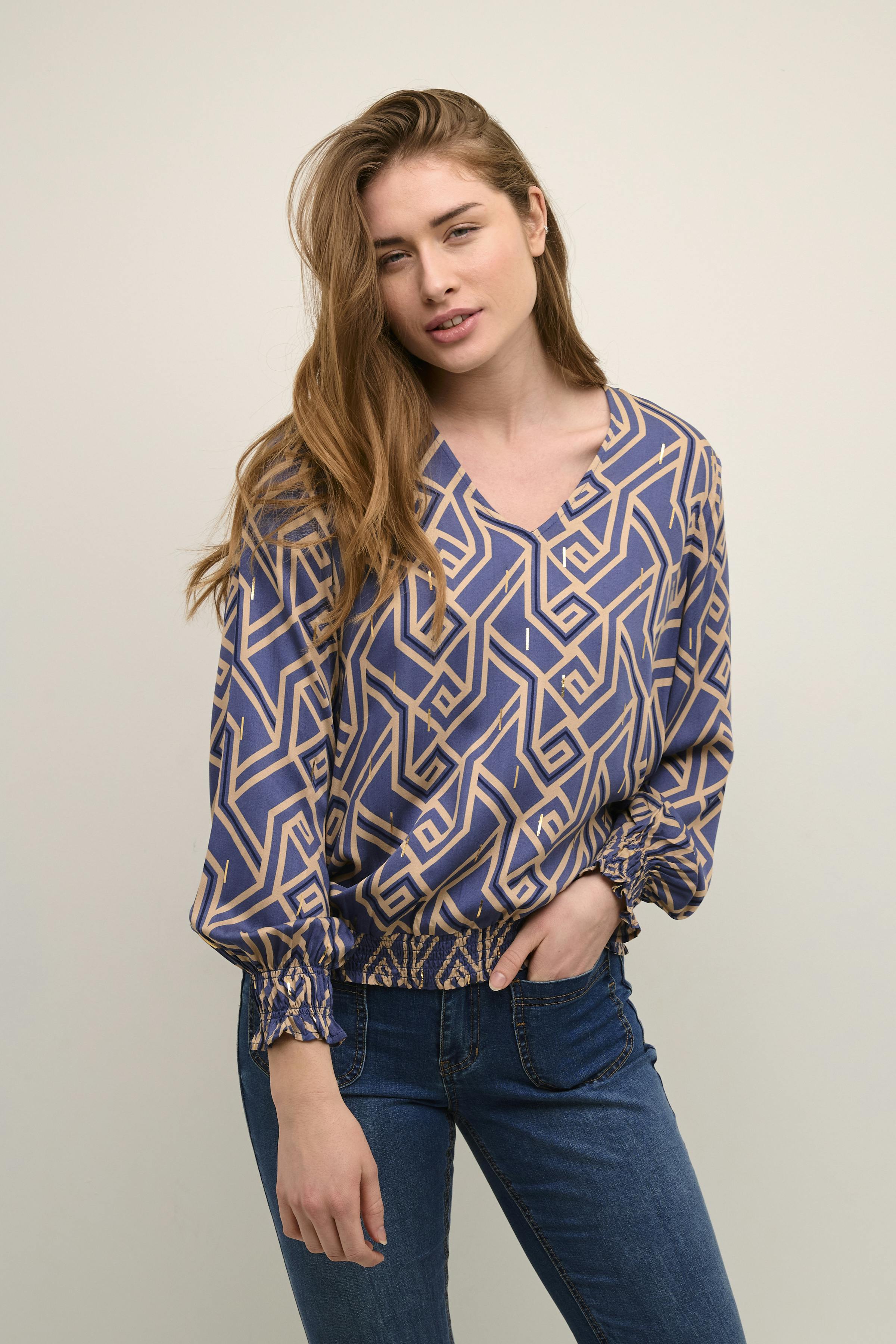 CUmalton Bluse LOOKBOOK FRONT 50110017-193919