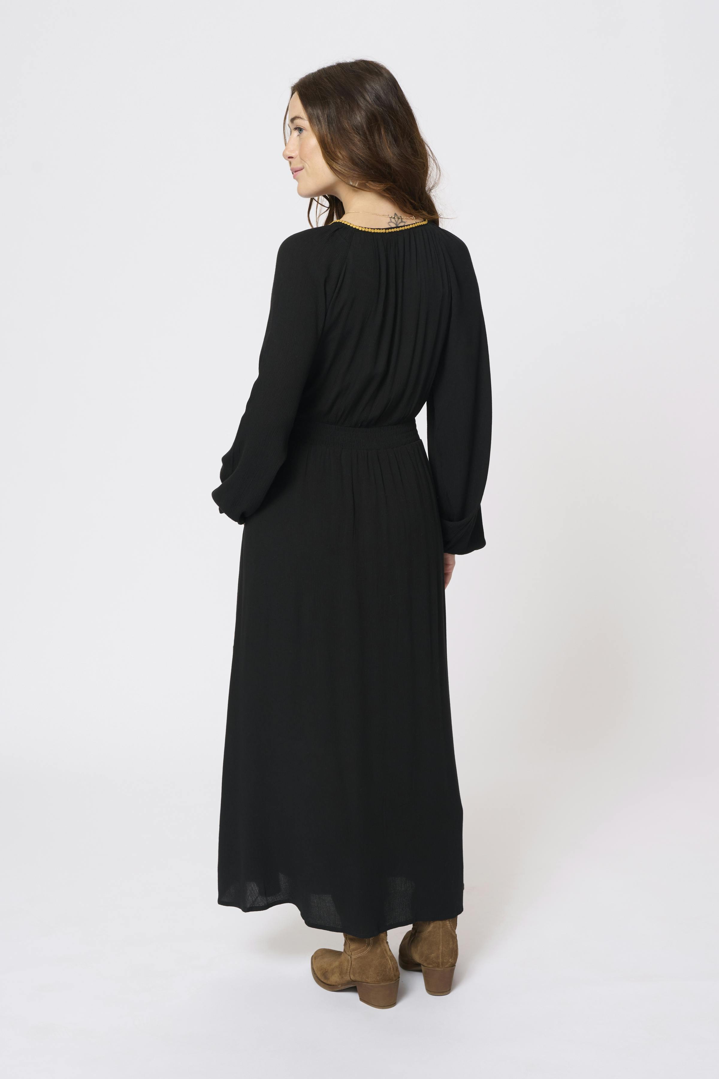 CRBohia Robe LOOKBOOK BACK 10613264-100120