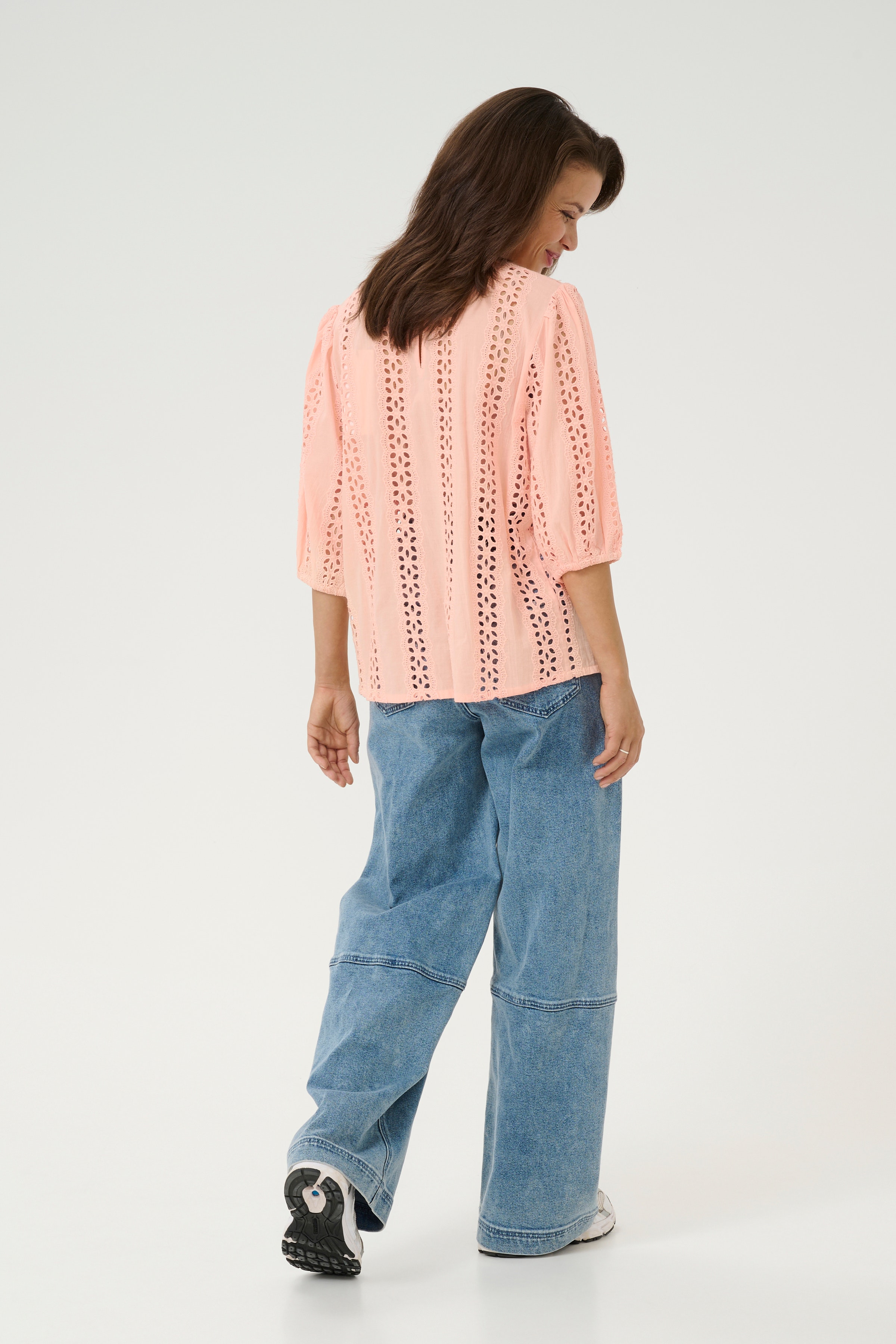 KArandy Bluse LOOKBOOK BACK 10509727-141228