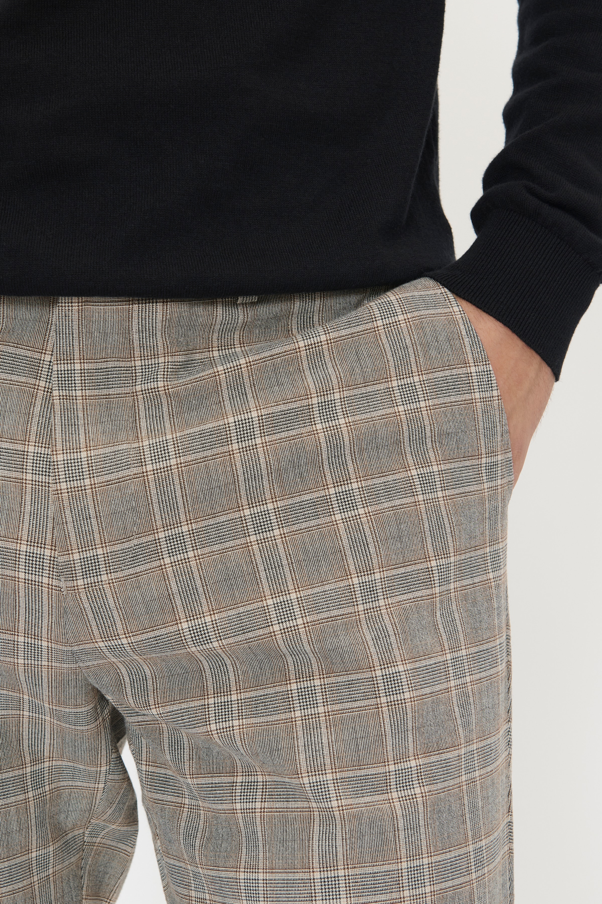MAliam Trousers LOOKBOOK DETAIL 30207329-190808