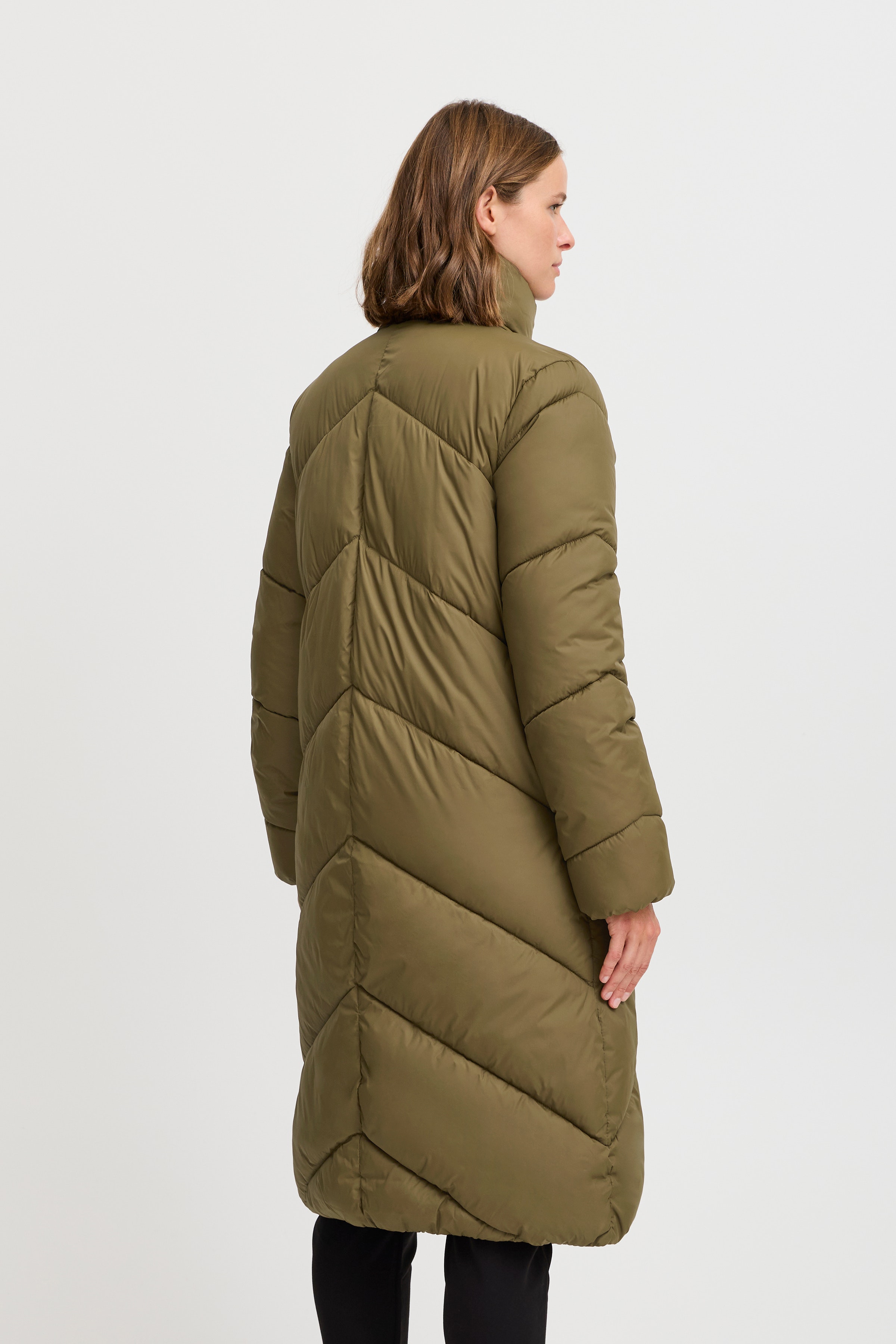 BYBOMINA Coat LOOKBOOK BACK 20815102-190622