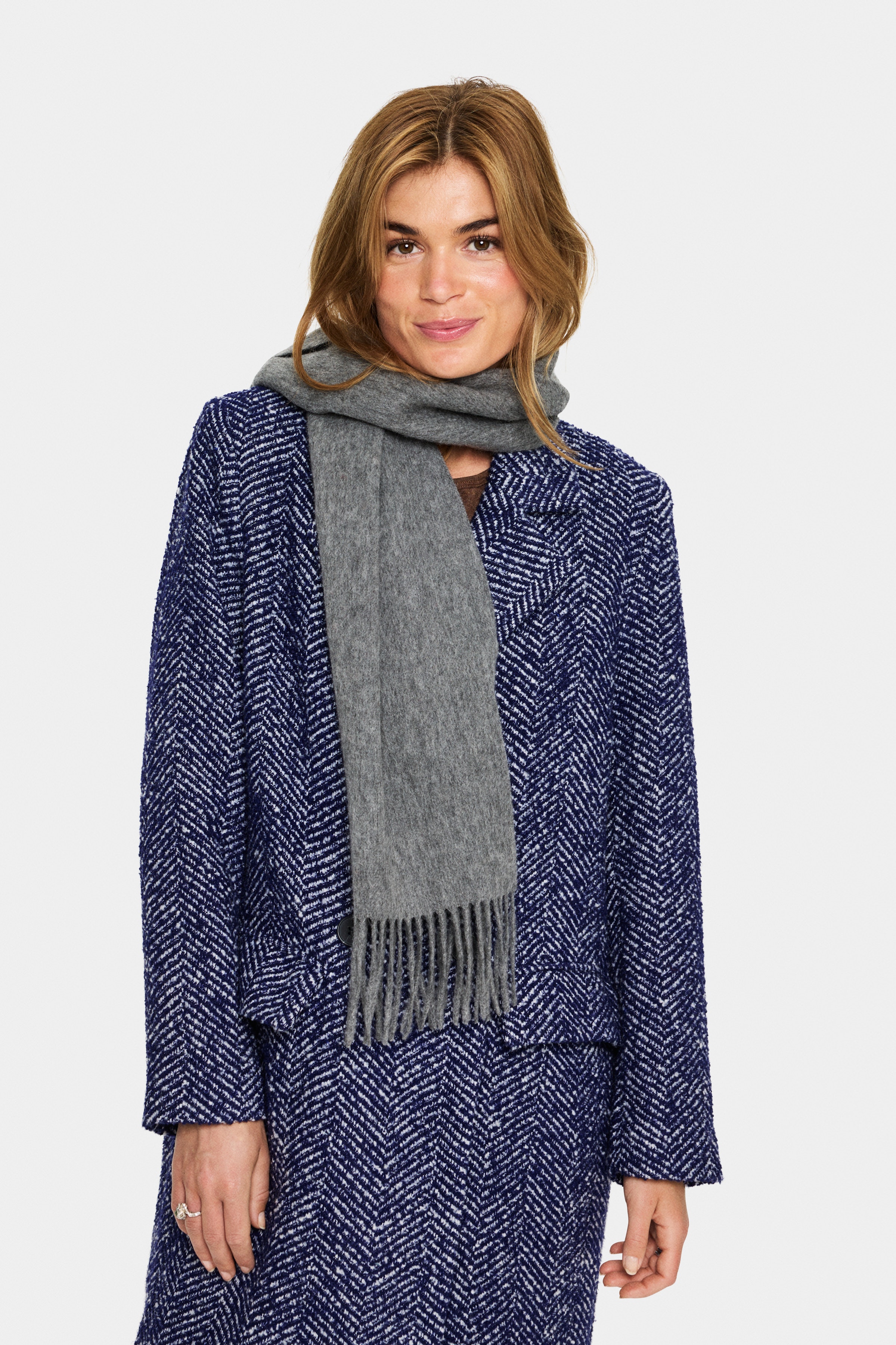 LaibaSZ Skjerf LOOKBOOK FRONT 30514321-1739141