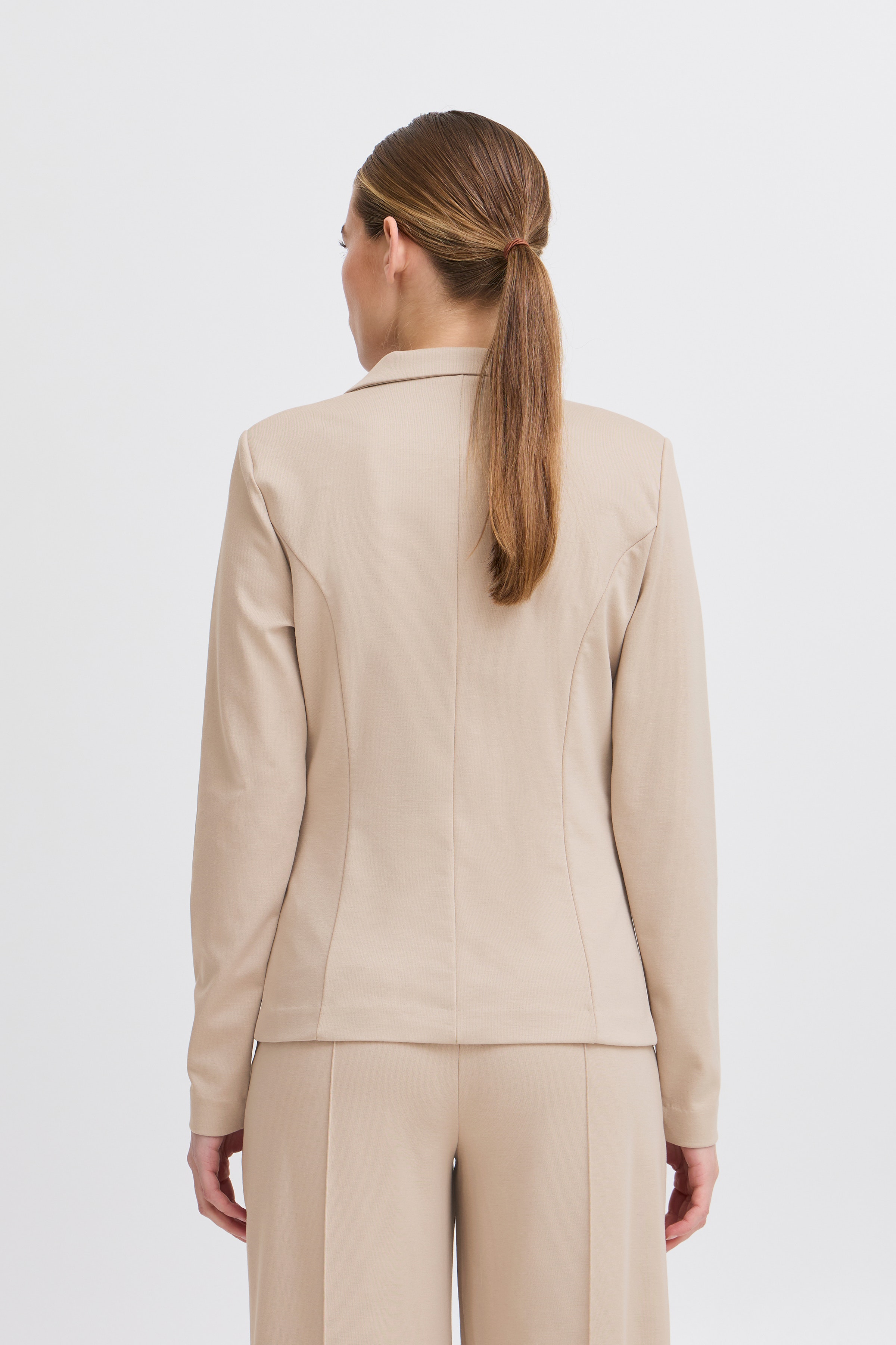 IHKATE Blazer LOOKBOOK BACK 20101801-161305