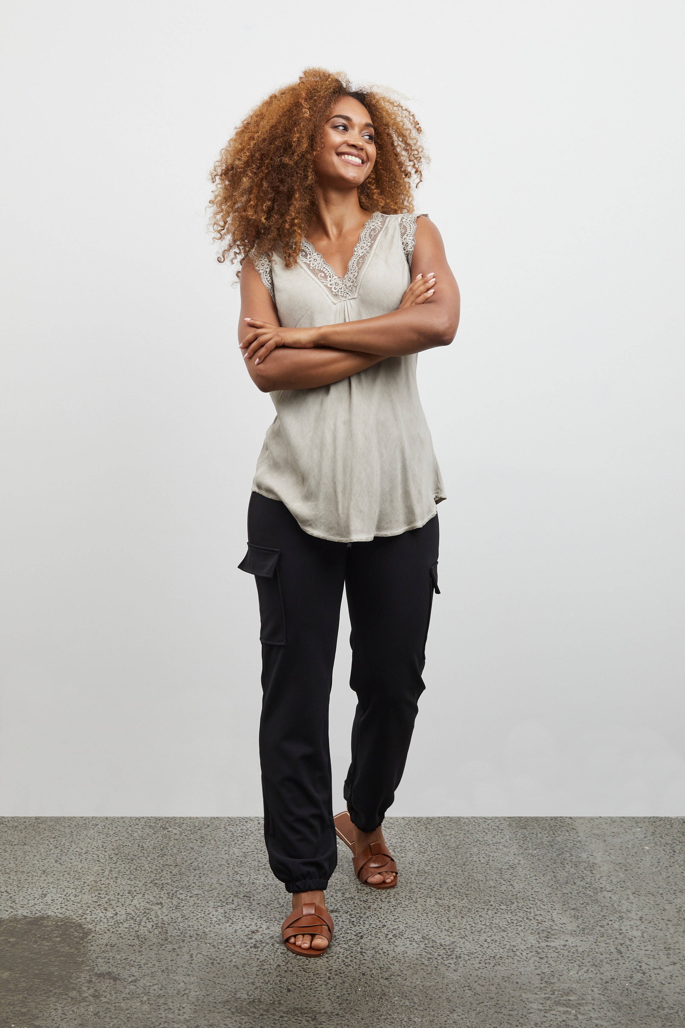 SBBENITTA Blouse LOOKBOOK FRONT 22100266-161105