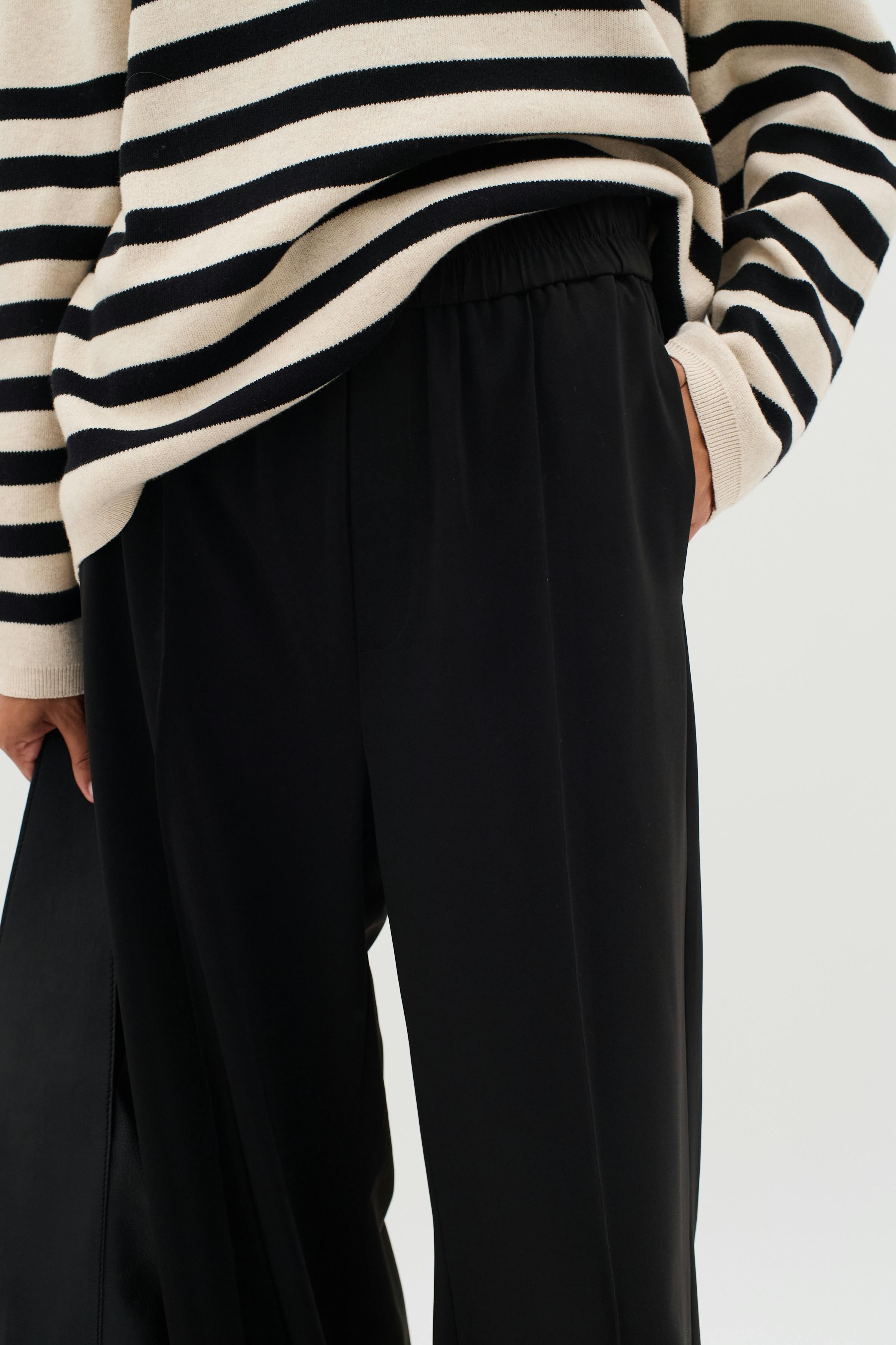 KamiIW Wide Trousers LOOKBOOK DETAIL 30109704-194008