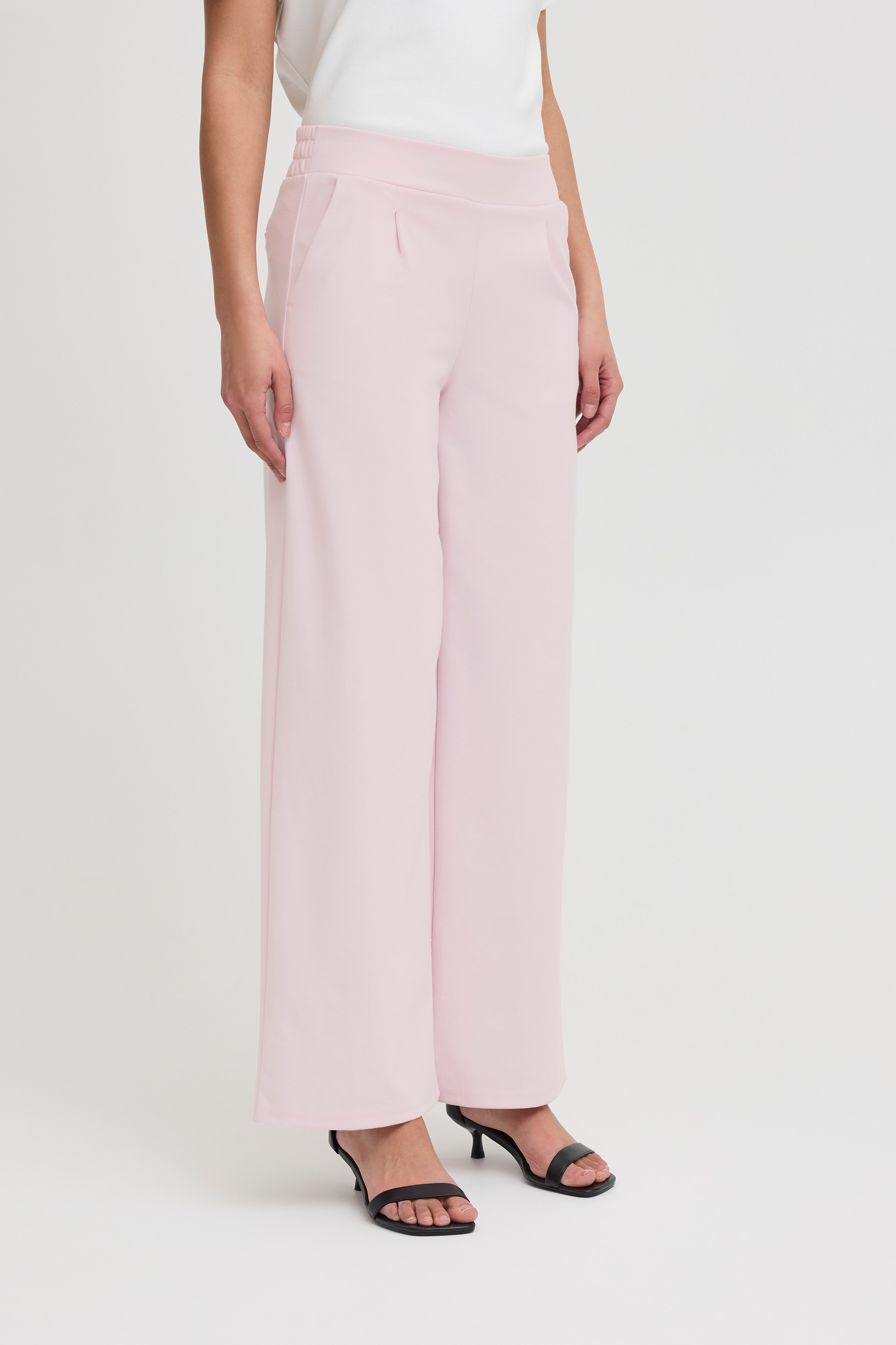 IHKATE LONG WIDE  Bukser LOOKBOOK FRONT 20118337-122903