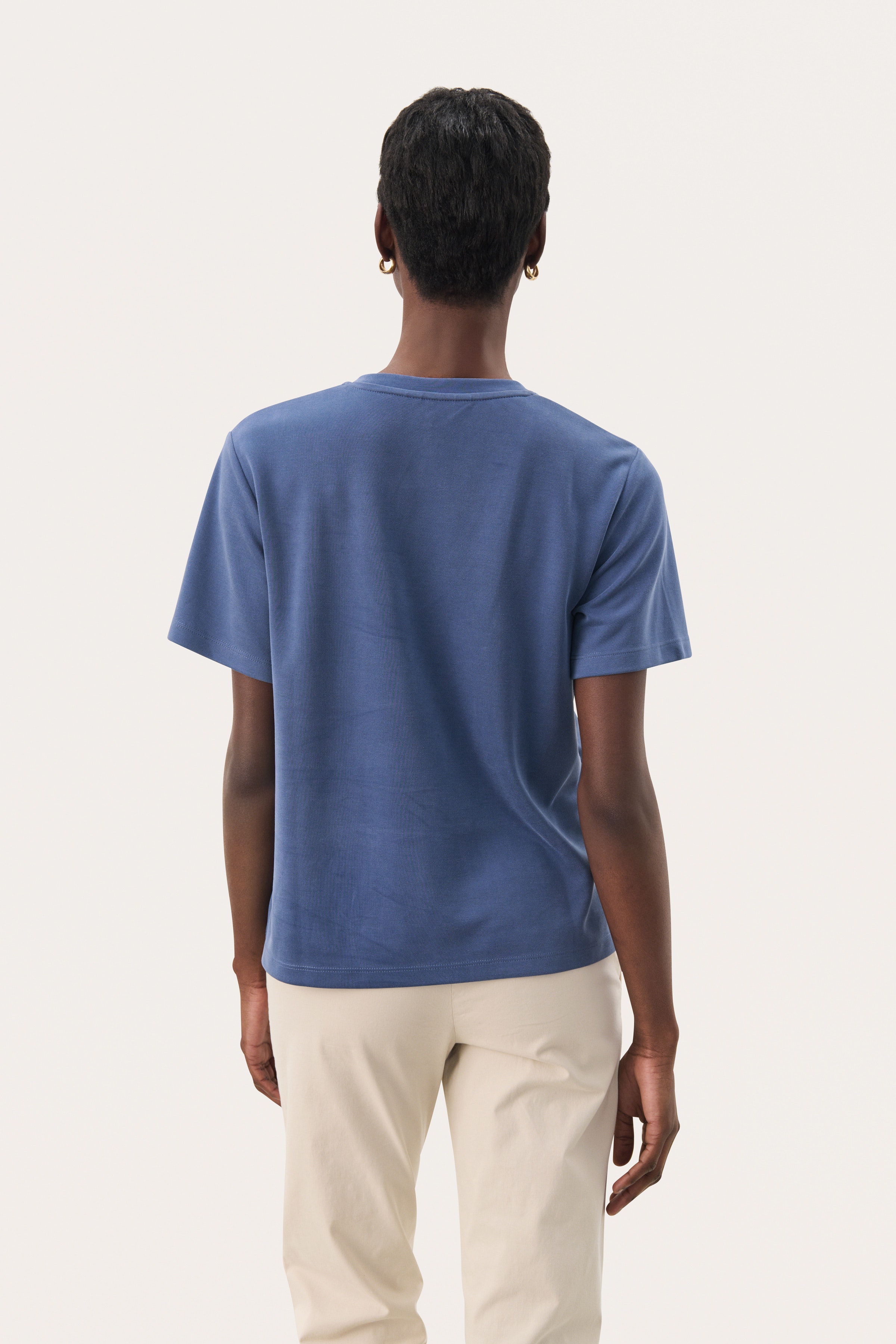 RuthPW T-shirt LOOKBOOK BACK 30309655-193934