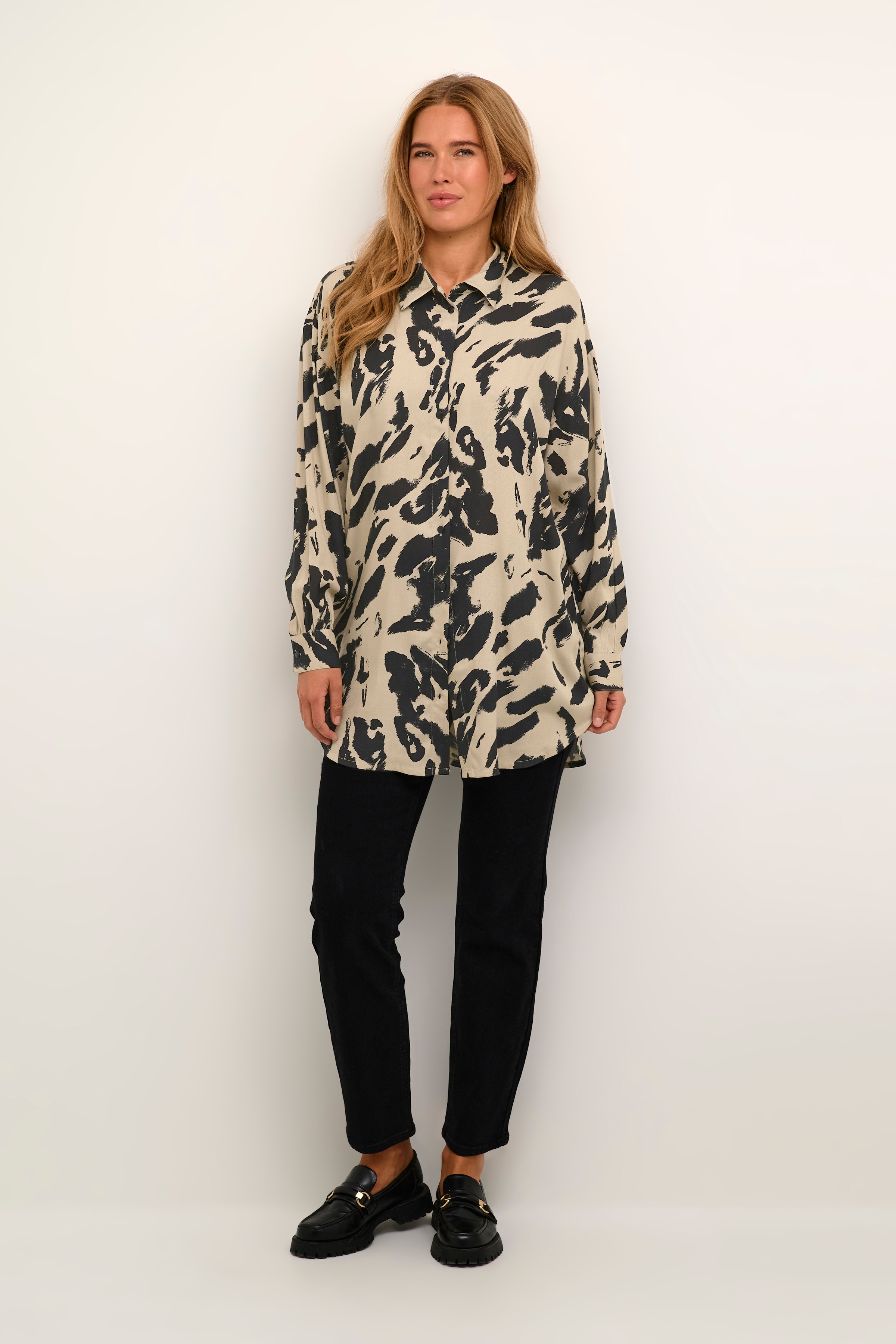 KAditte Skjorte LOOKBOOK FRONT 10507918-104749