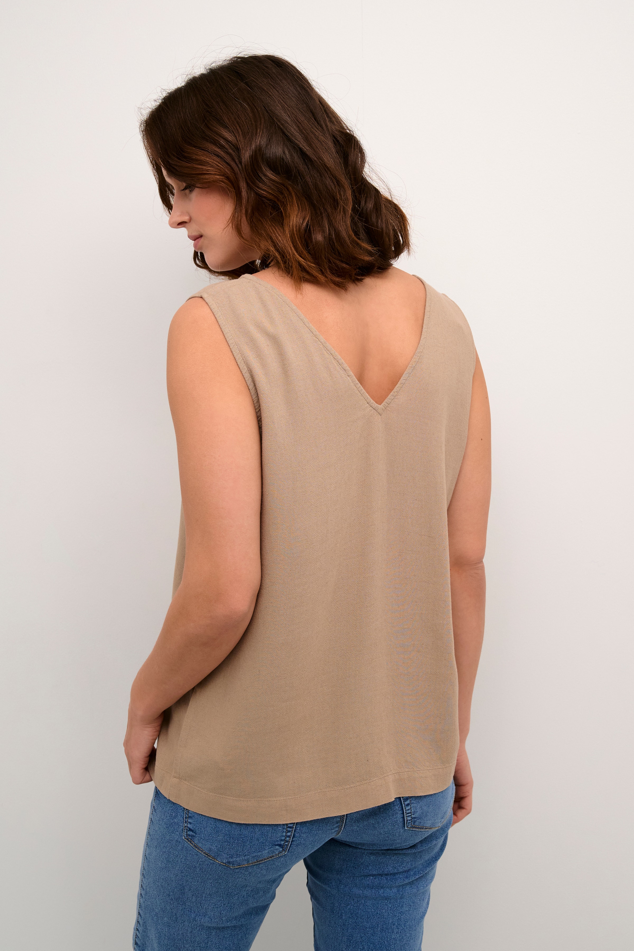 KAmilia Lin Top LOOKBOOK BACK 10508426-171109