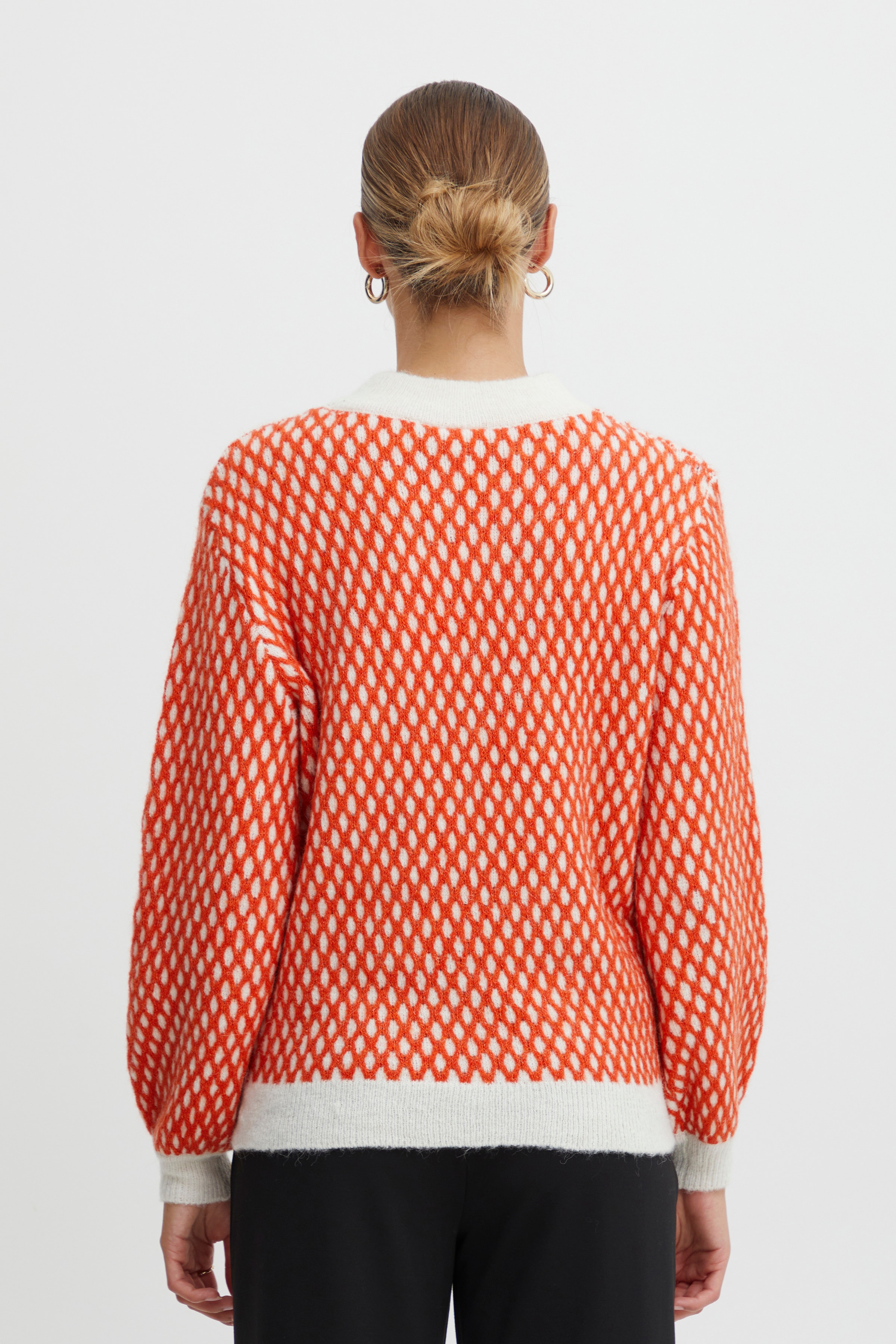 IHKAMARA Pullover LOOKBOOK BACK 20117301-171452