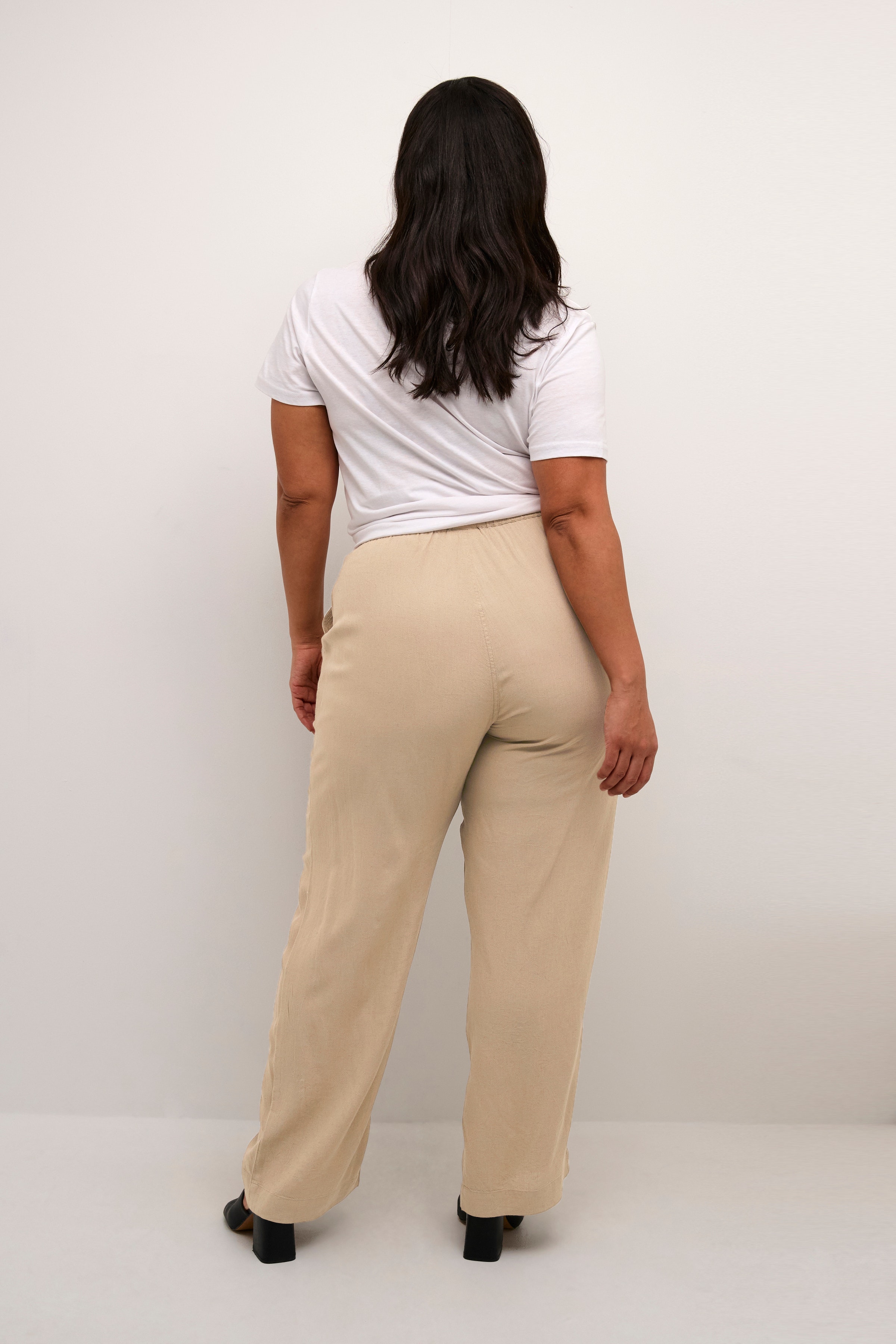 KCmille Trousers LOOKBOOK BACK 10582220-171109