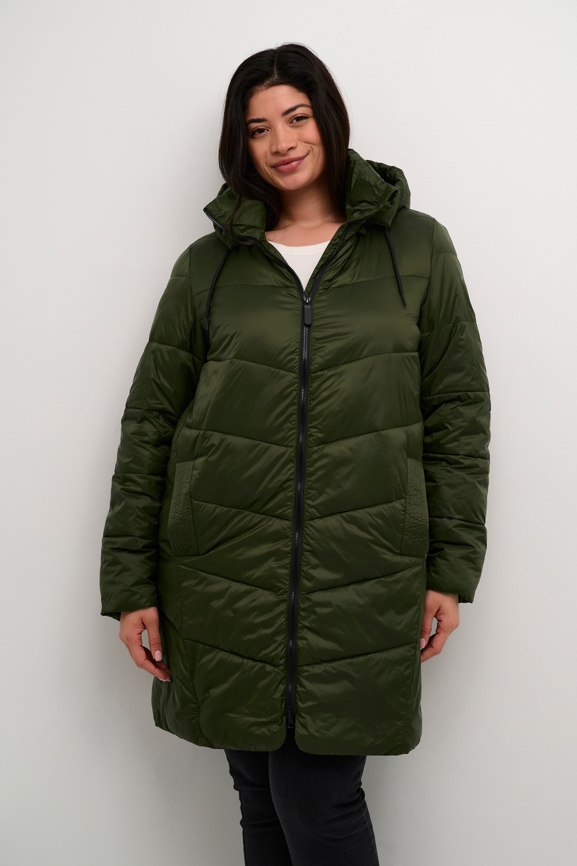 KCsusanna Coat LOOKBOOK FRONT 10582480-190414