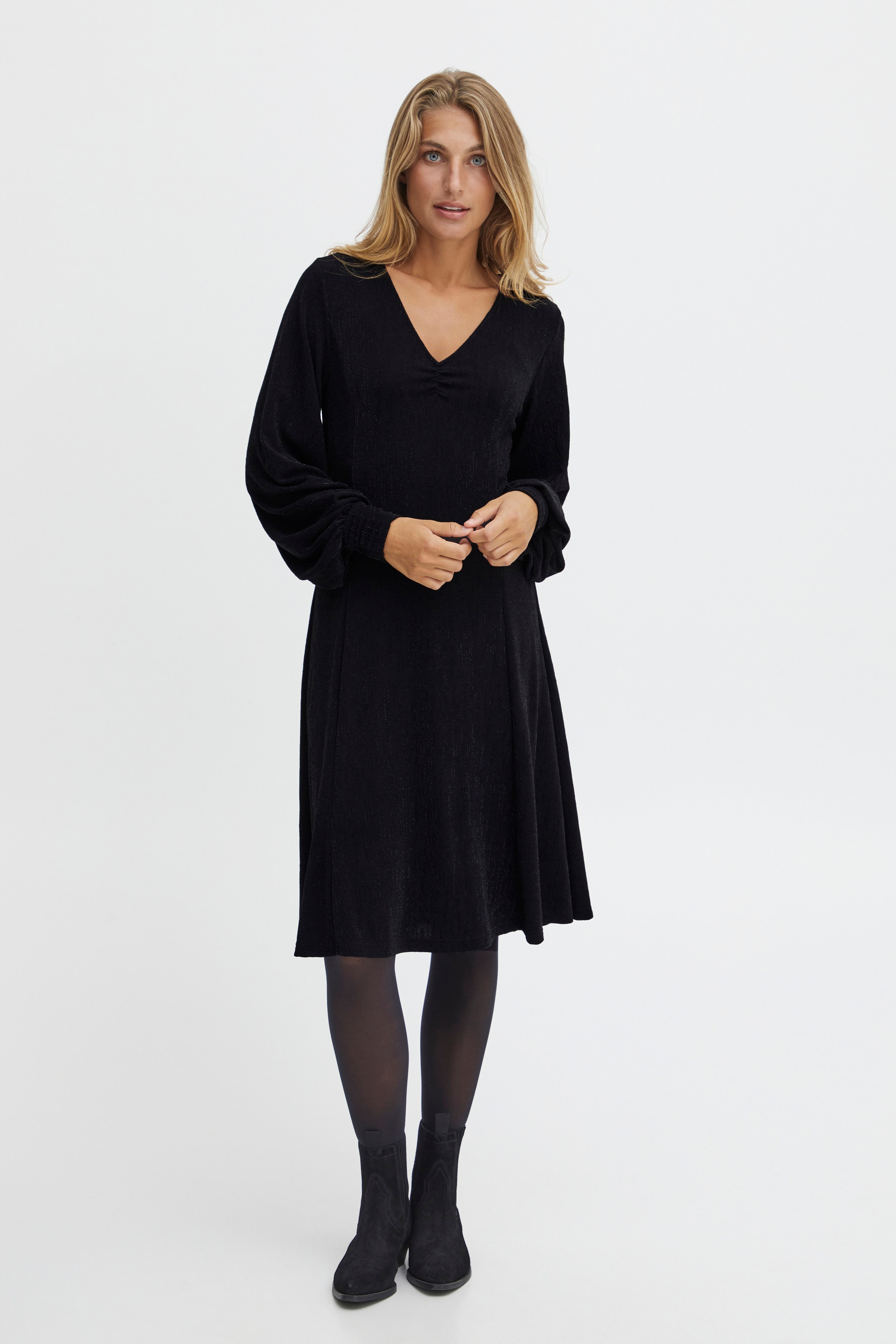 FRLOVA Kjole LOOKBOOK FRONT 20611527-200115