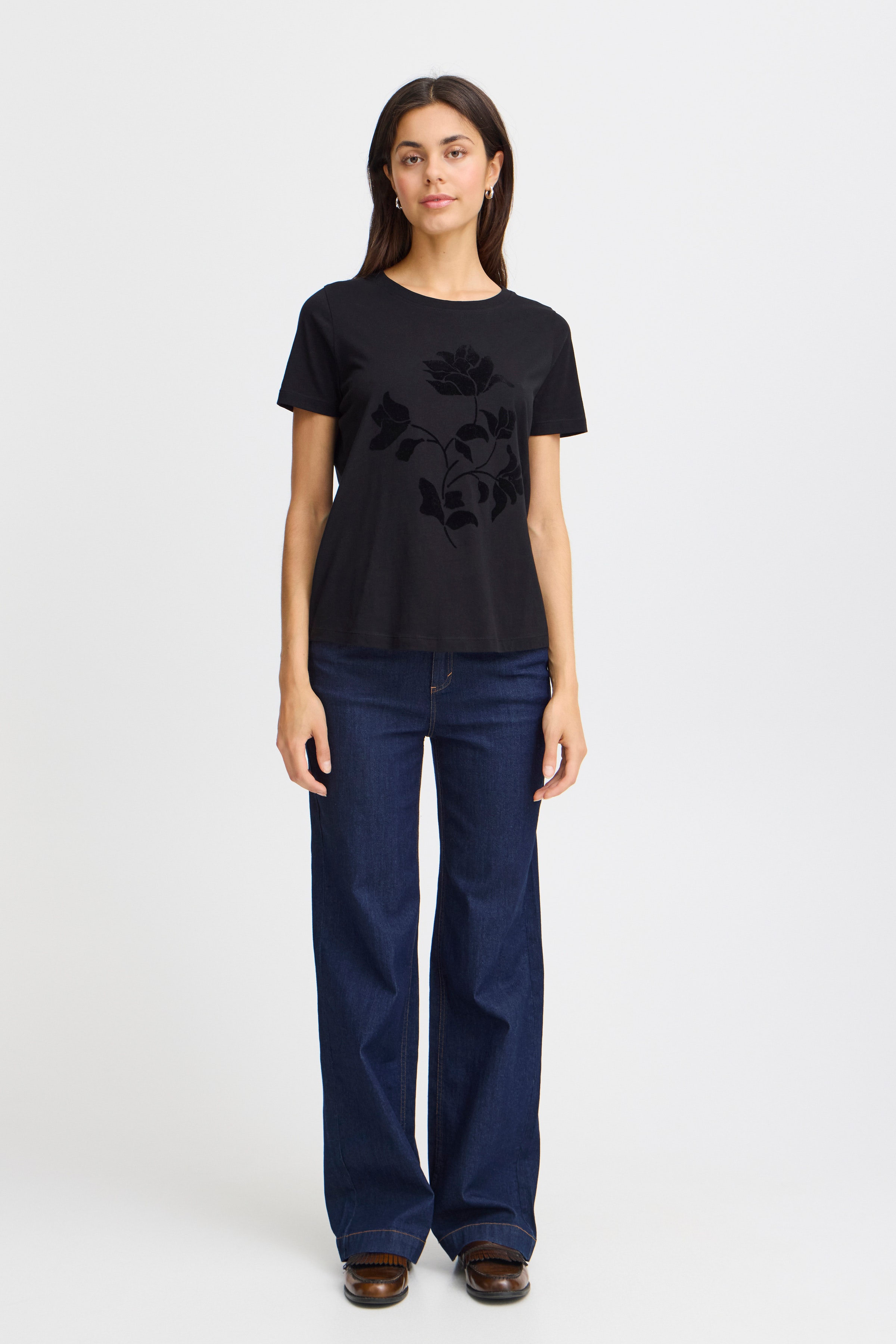FRCADERE T-shirt LOOKBOOK FRONT 20614778-200113