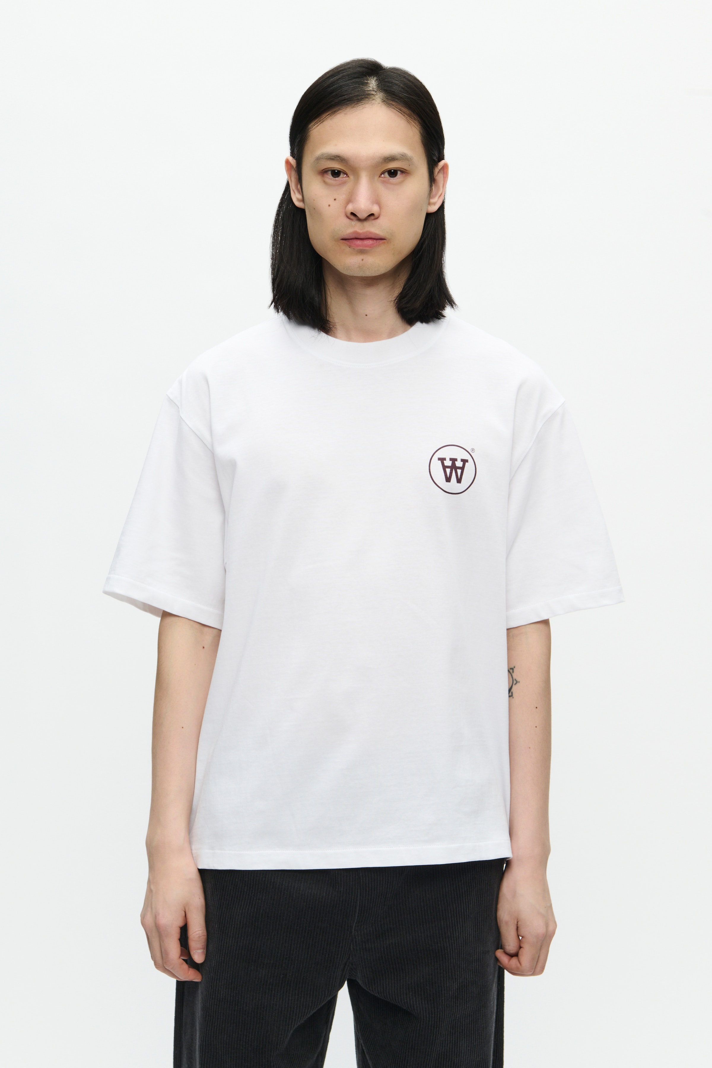 WWLiam T-shirt LOOKBOOK FRONT 30251548-110601