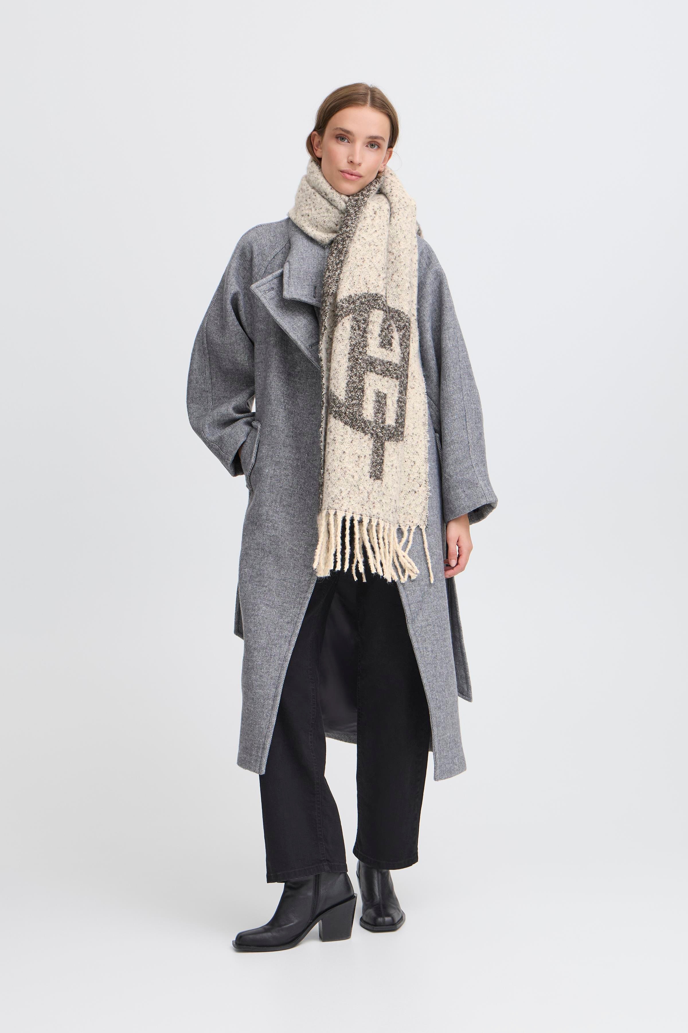 IALEGINA Skjerf LOOKBOOK FRONT 20119807-194008