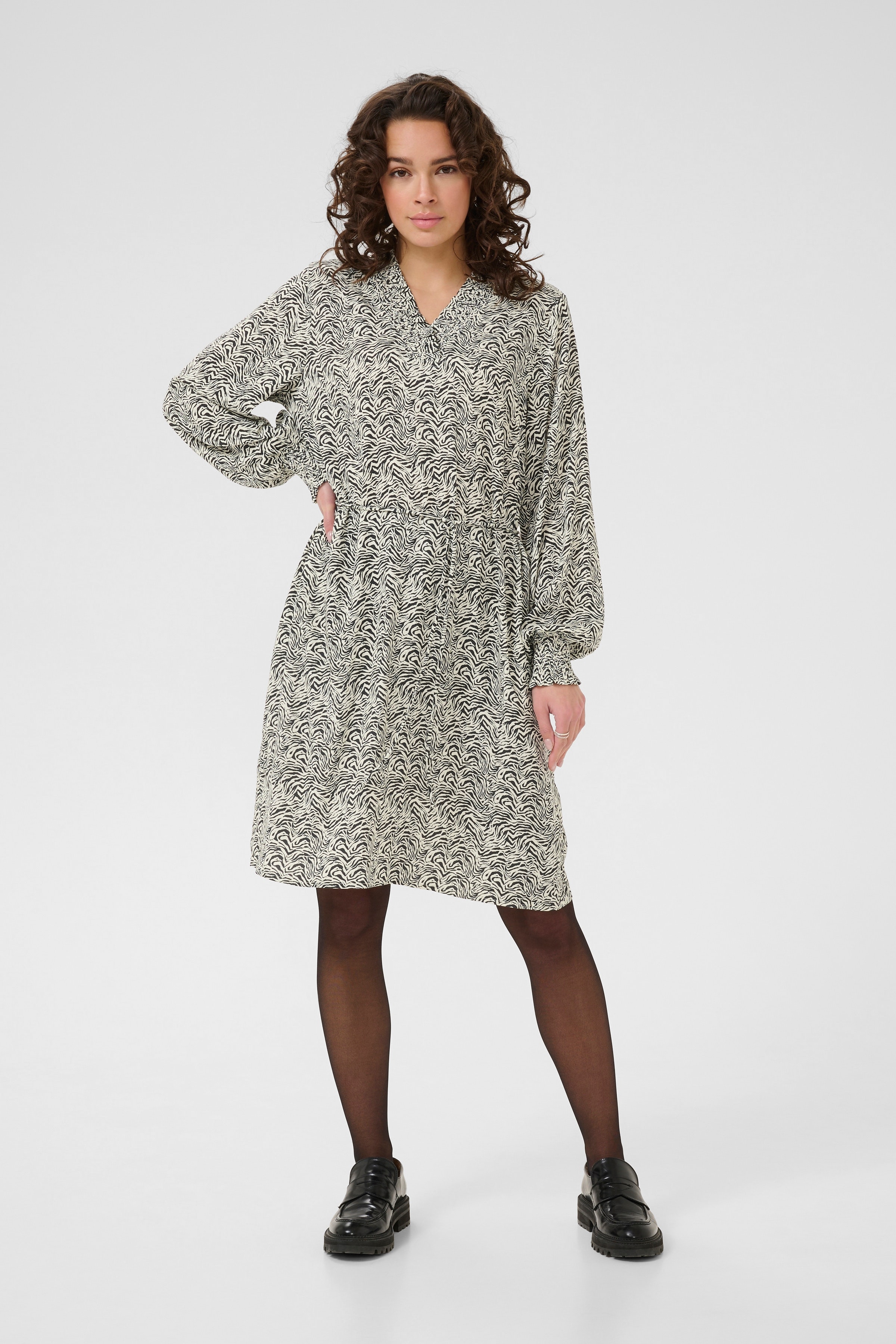 KAmiriam Kjole LOOKBOOK FRONT 10510550-108215