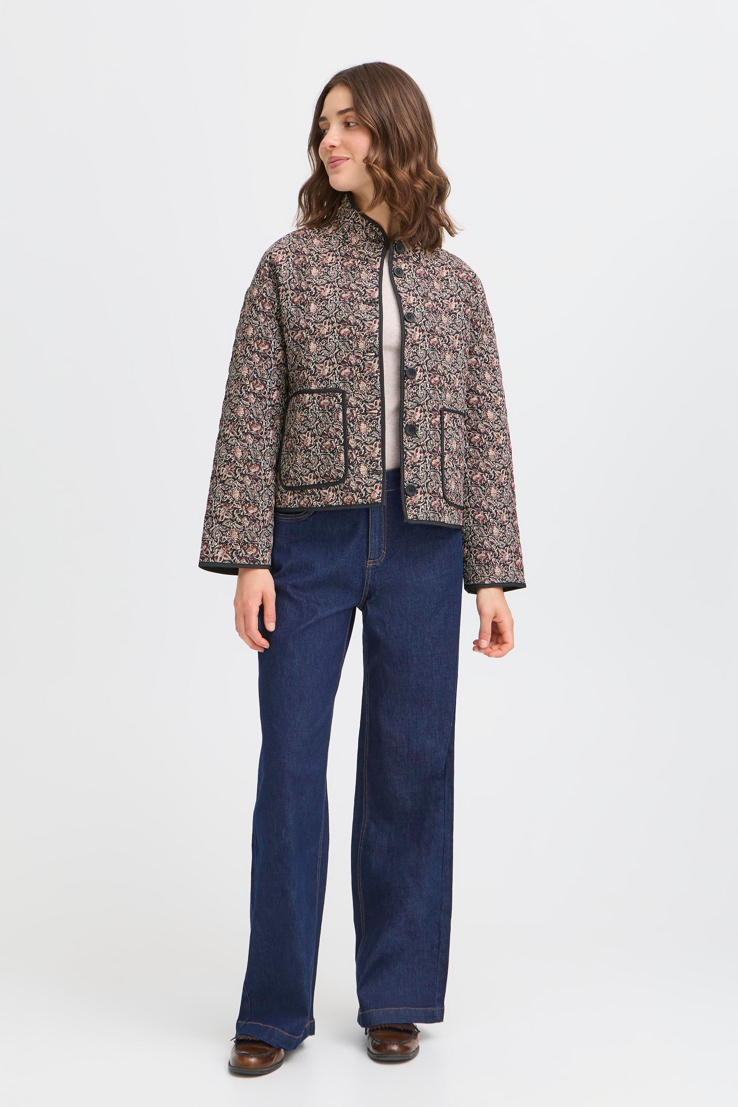 FRCLAUDINE Casual jakke LOOKBOOK FRONT 20617085-900002987