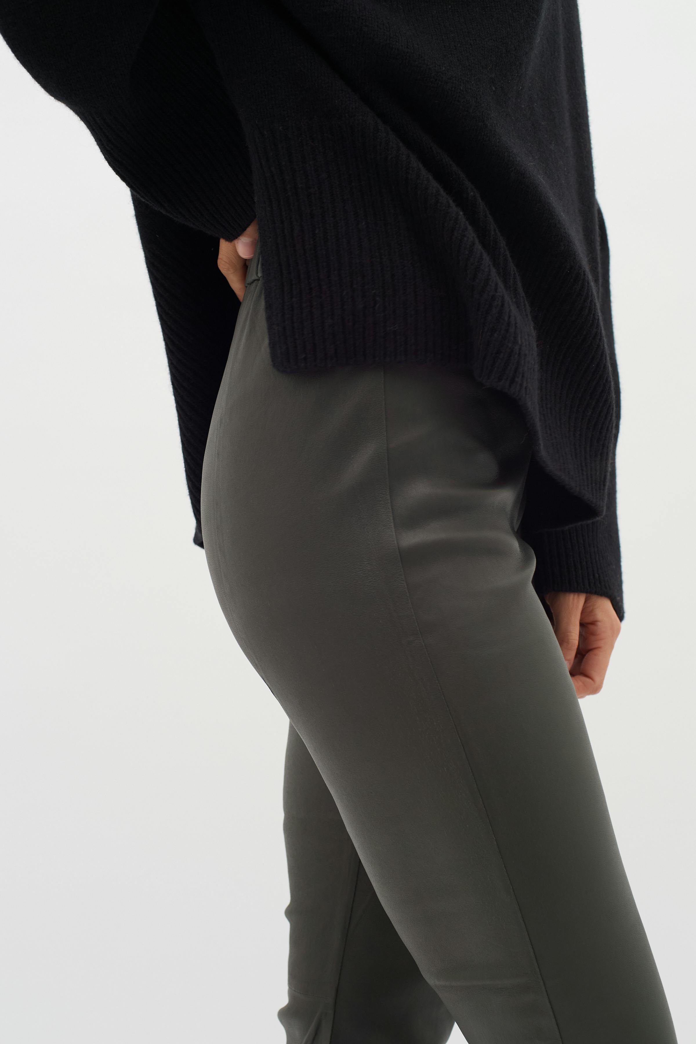 Cedar Trousers LOOKBOOK DETAIL 30103427-190406