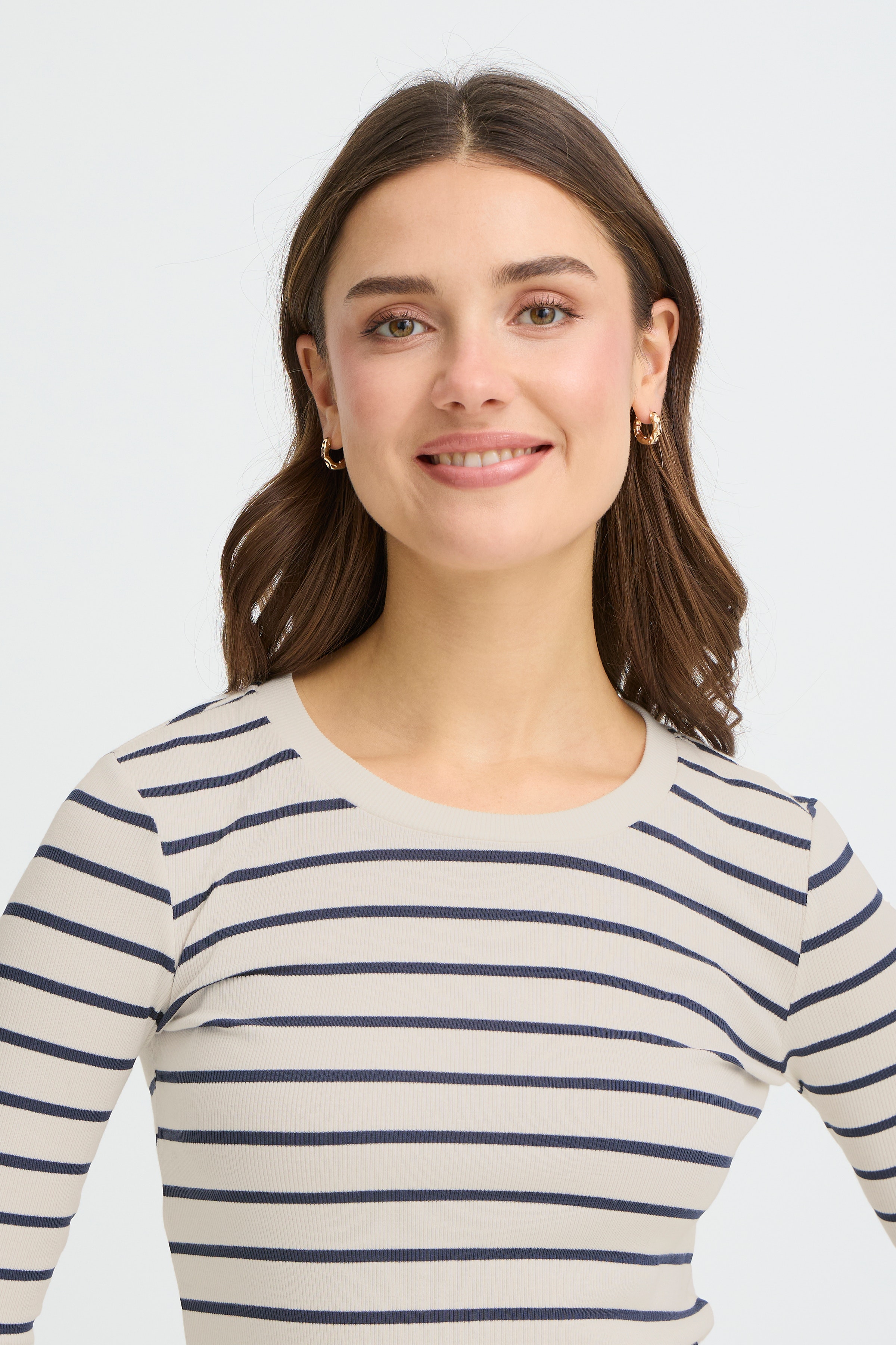 FRHIZAMOND Long sleeved T-shirt LOOKBOOK DETAIL 20615551-900004446