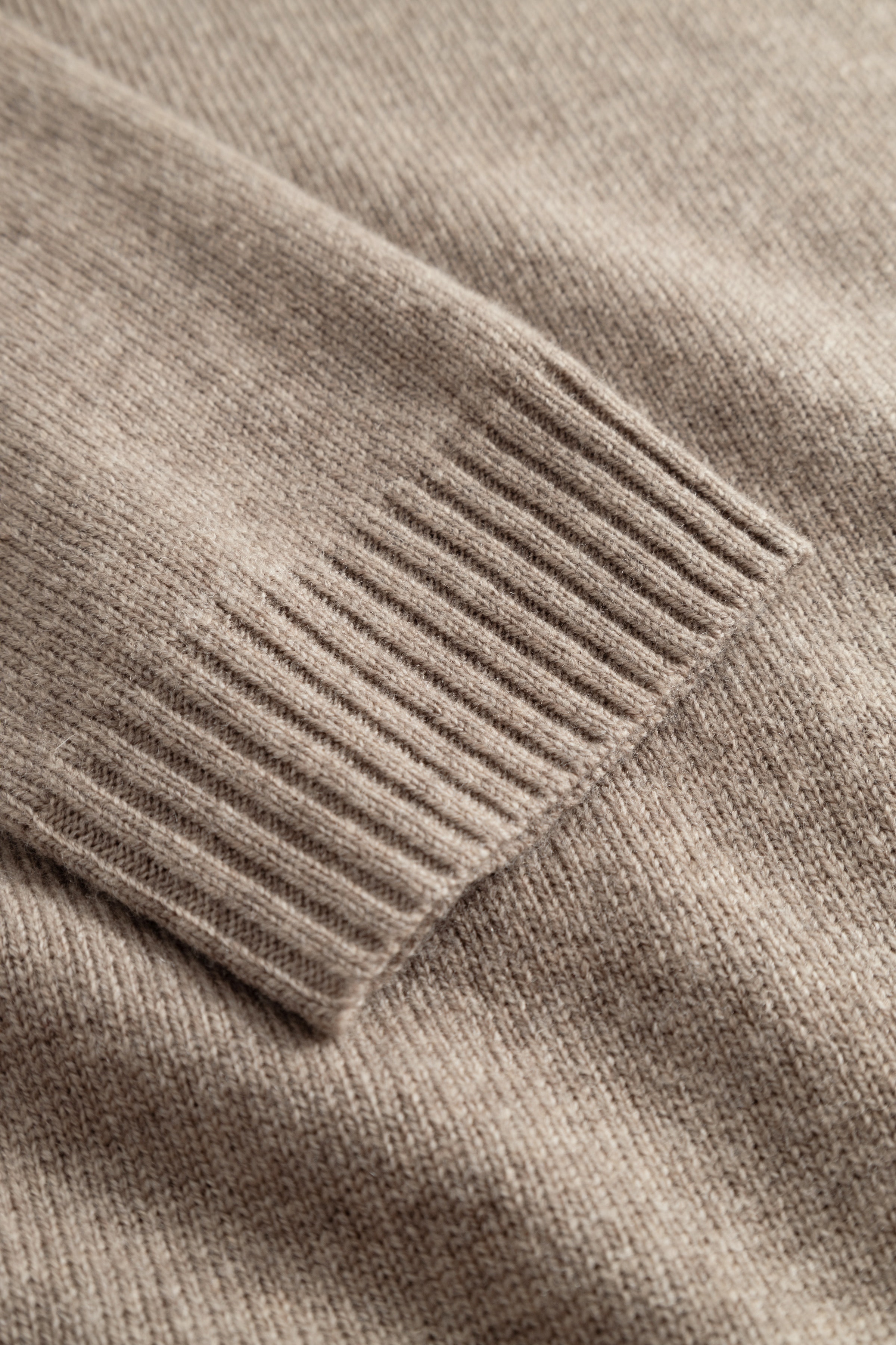 WWTay Lambswool Pullover PACK DETAIL 30251382-161109