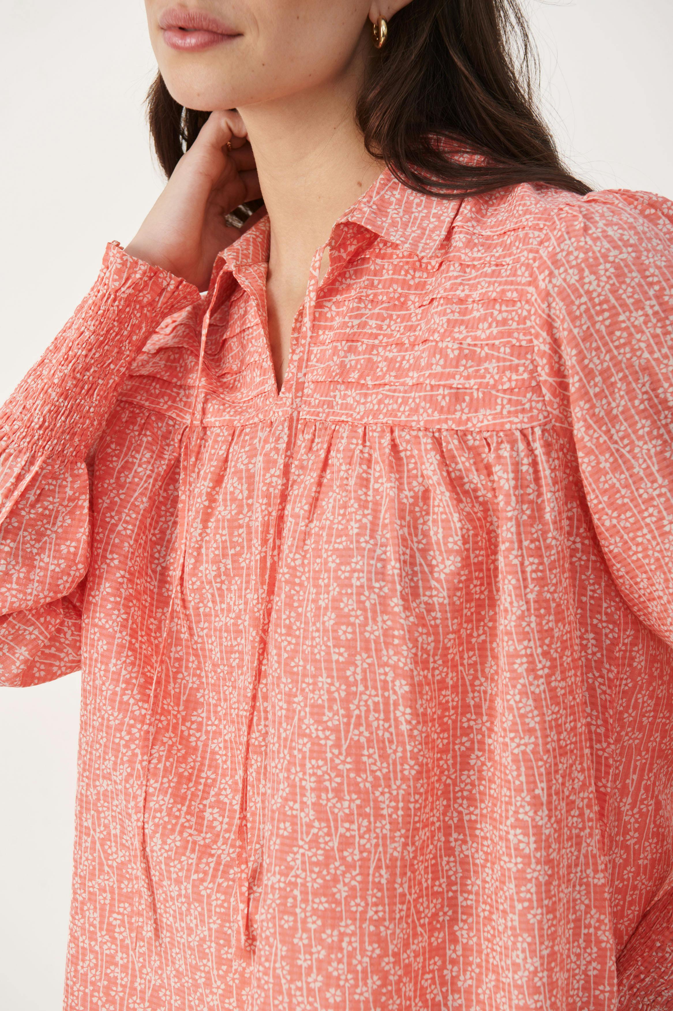 SefinaPW Blouse LOOKBOOK DETAIL 30307563-301873