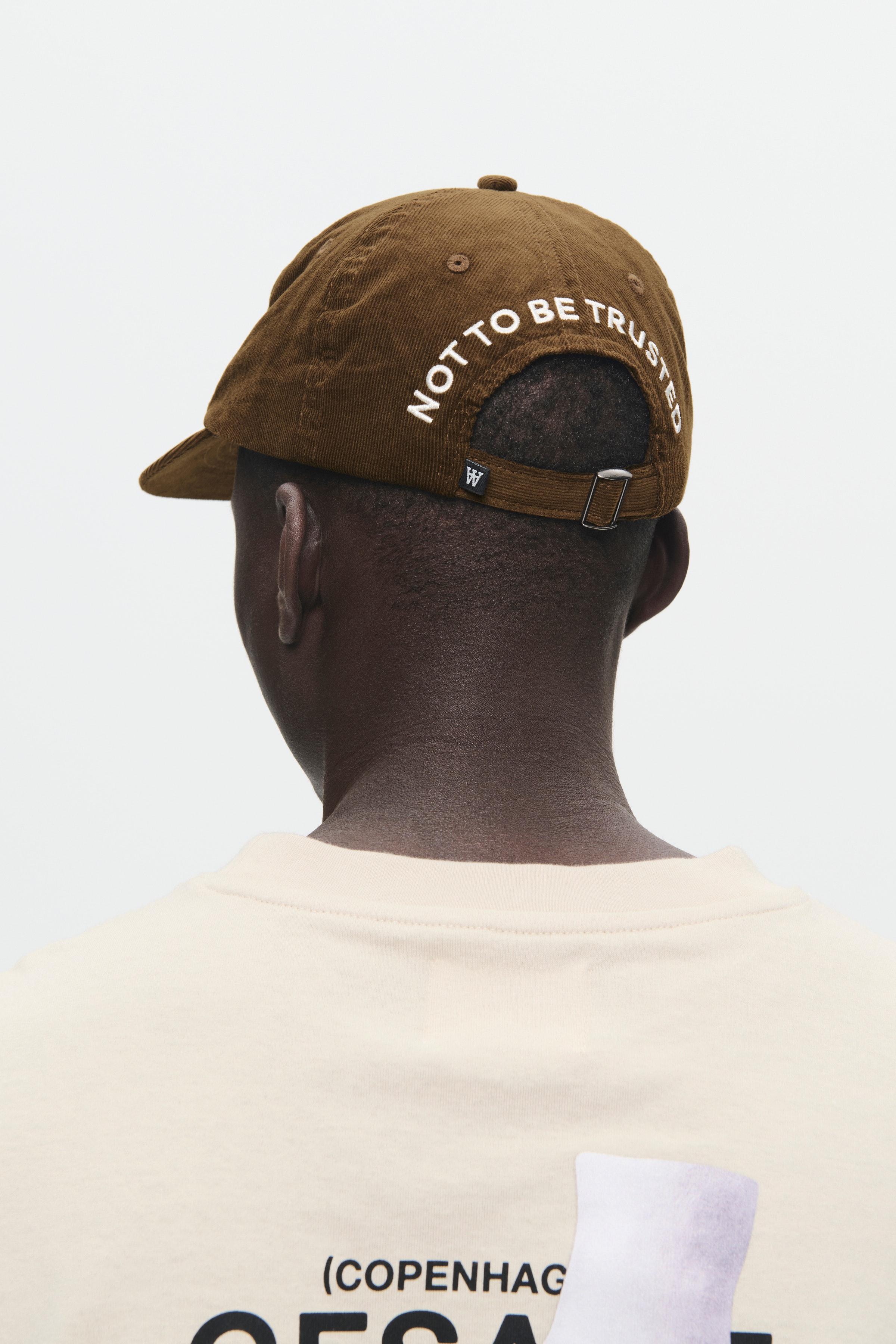 WWBob Fluweel Cap LOOKBOOK DETAIL 30250083-191218