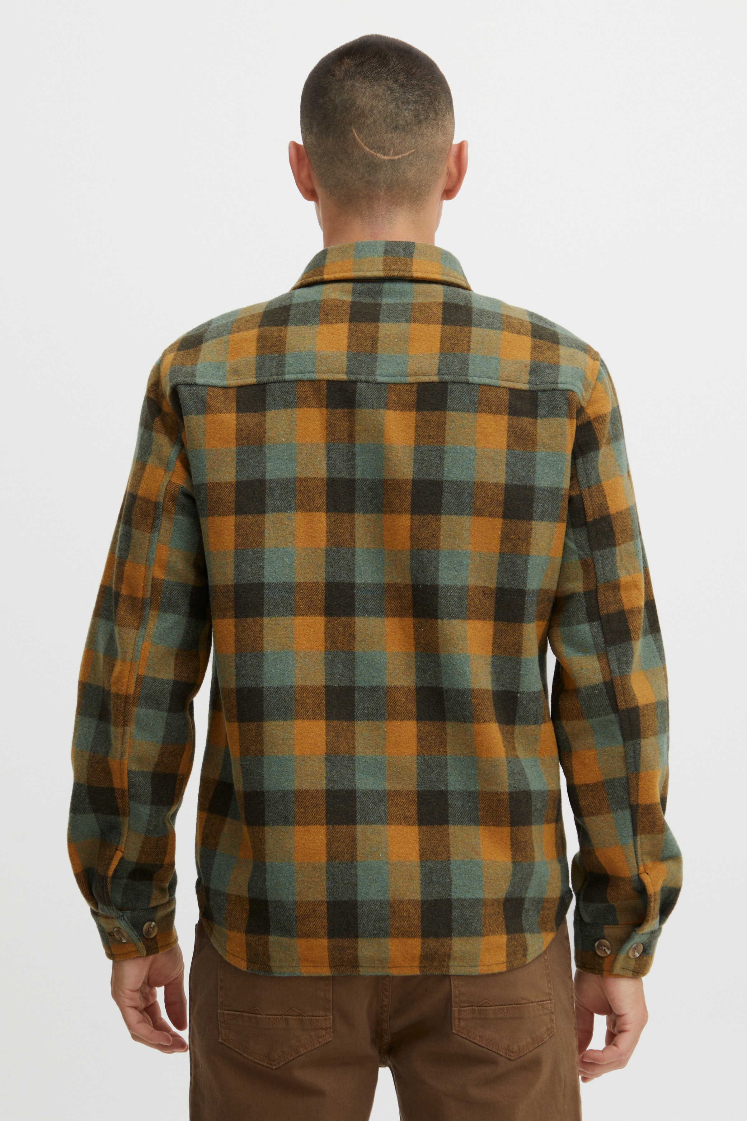 Outerwear LOOKBOOK BACK 20714708-190617