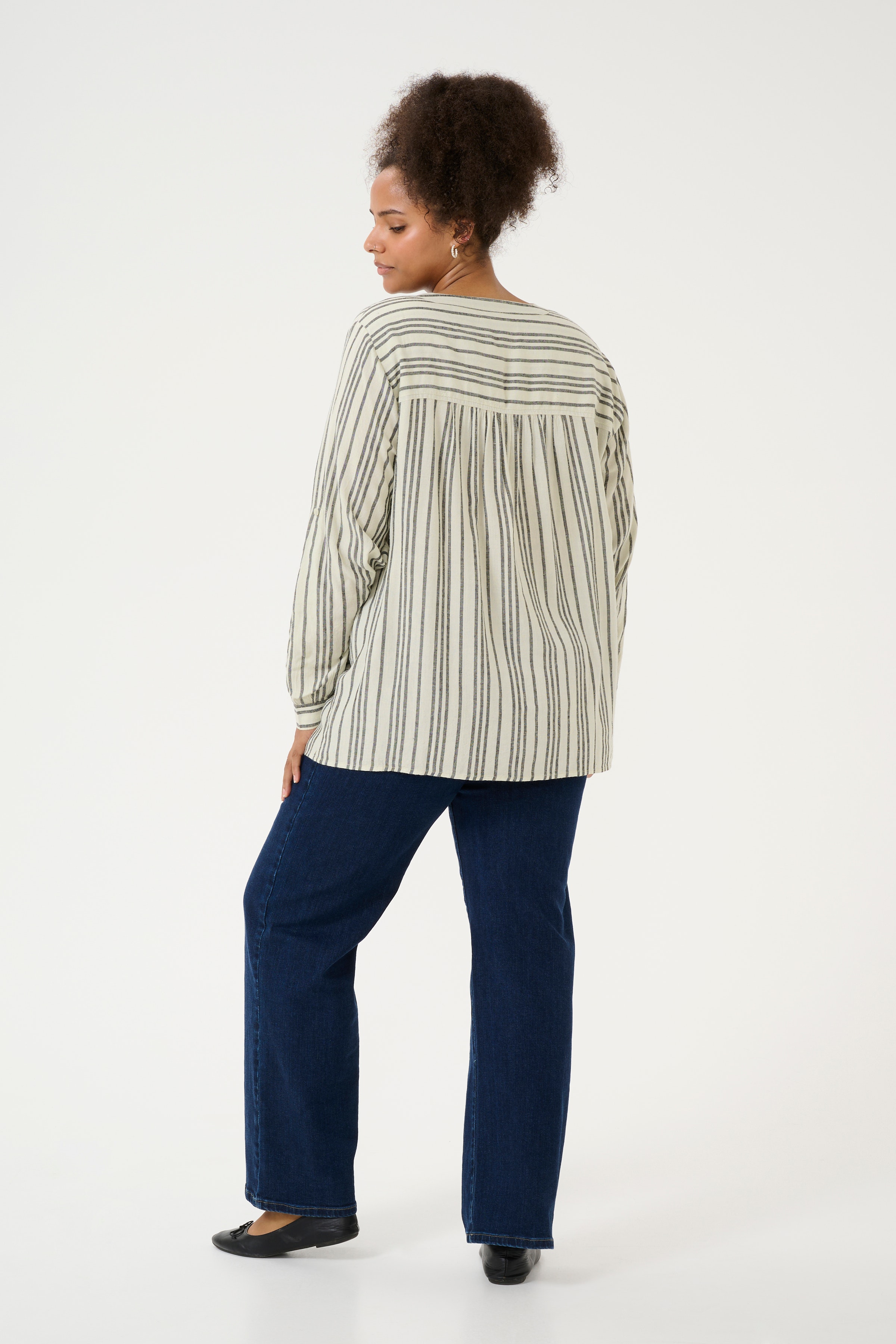 KCmille Bluse LOOKBOOK BACK 10582215-107124