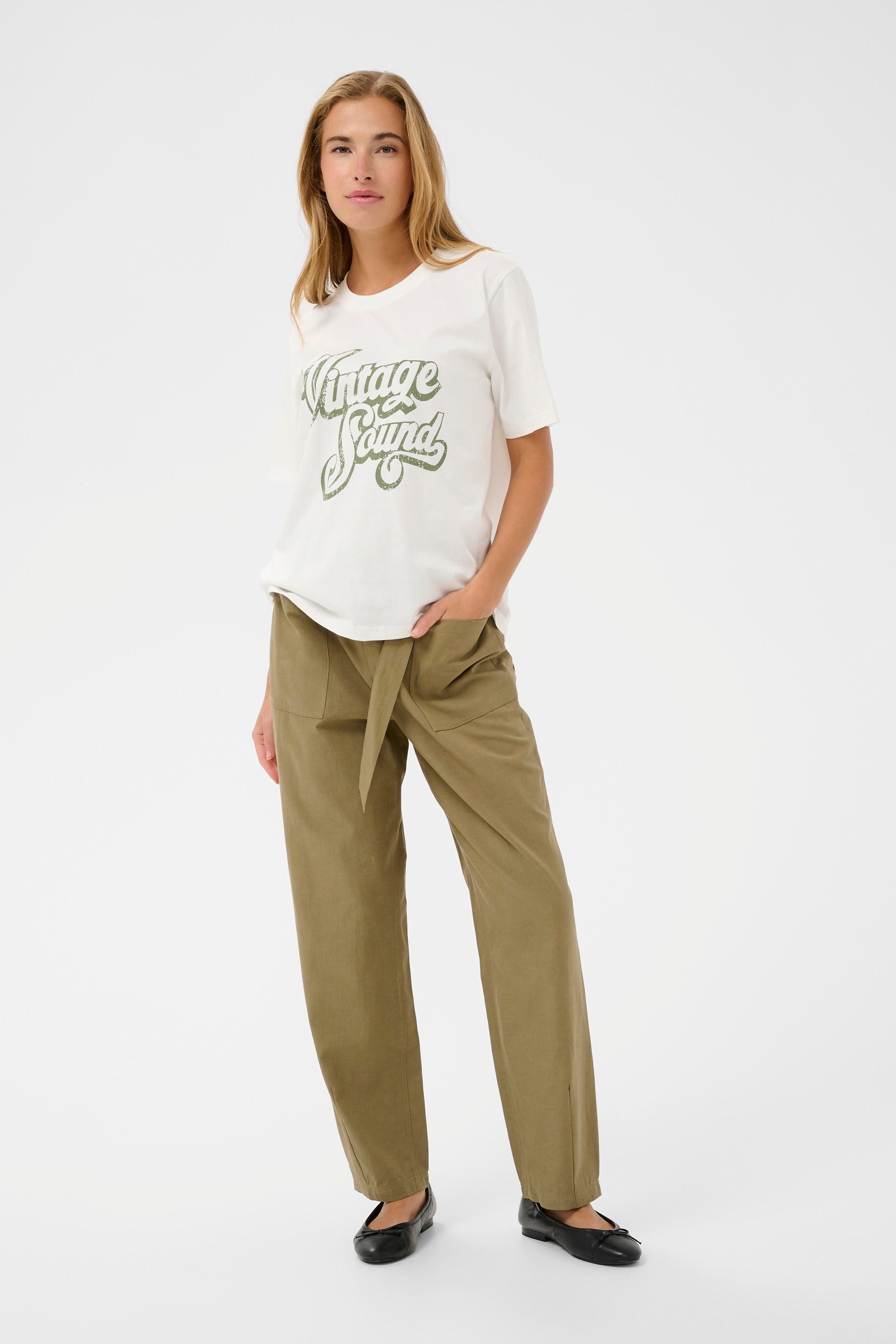 KAhella T-shirt LOOKBOOK FRONT 10511090-110602