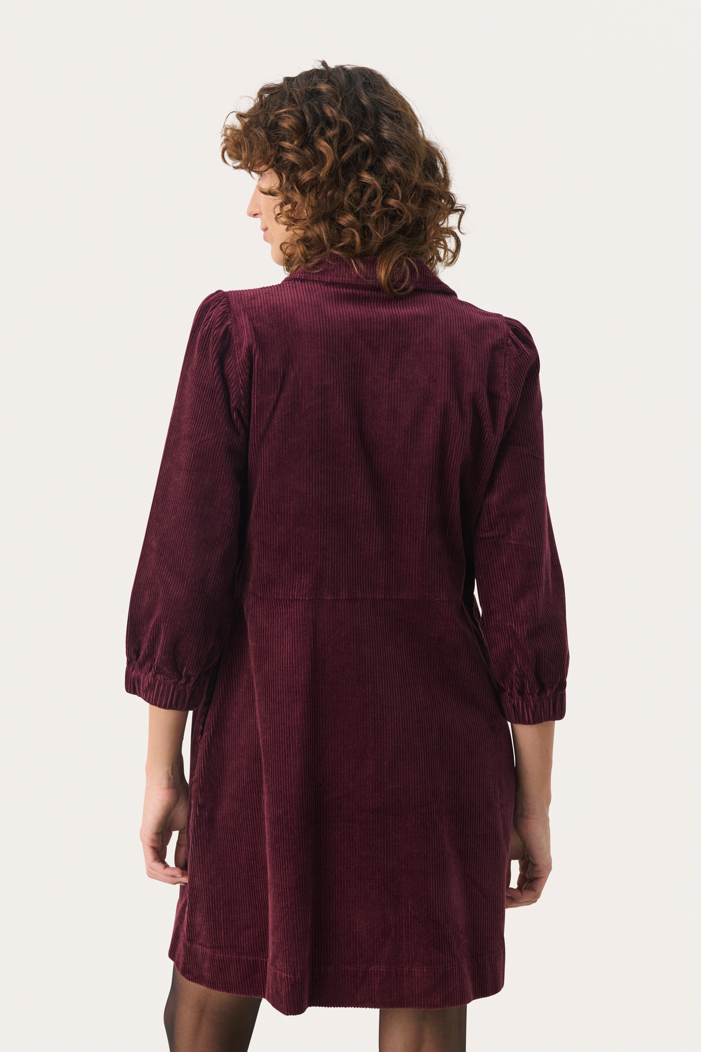 EyvorPW Kleid LOOKBOOK BACK 30308117-192118