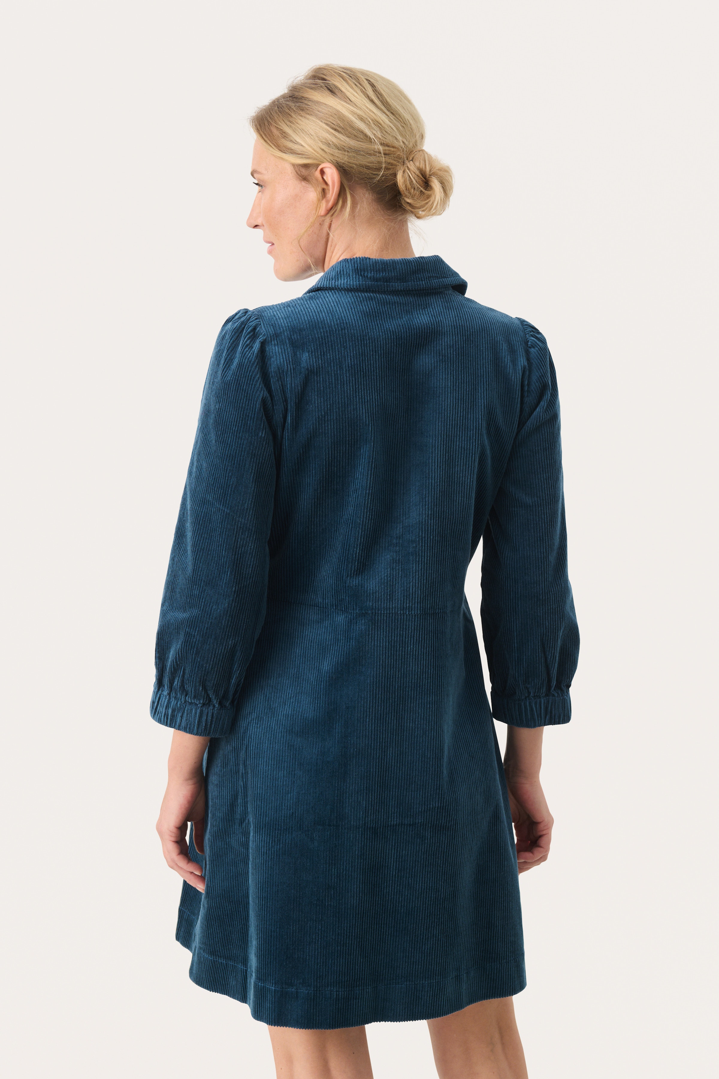 EyvorPW Klänning LOOKBOOK BACK 30308117-194129