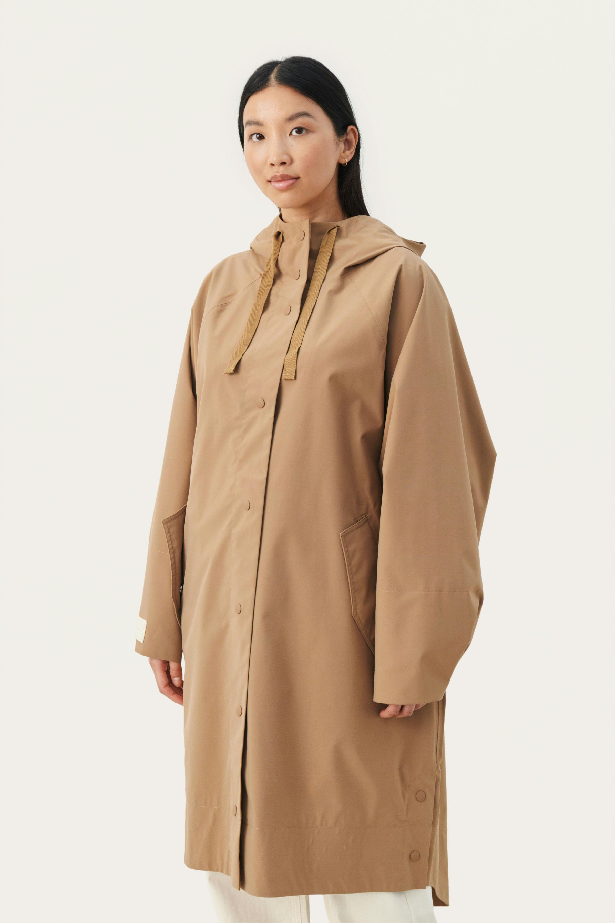 EmmyPW Coat LOOKBOOK FRONT 30308244-181022