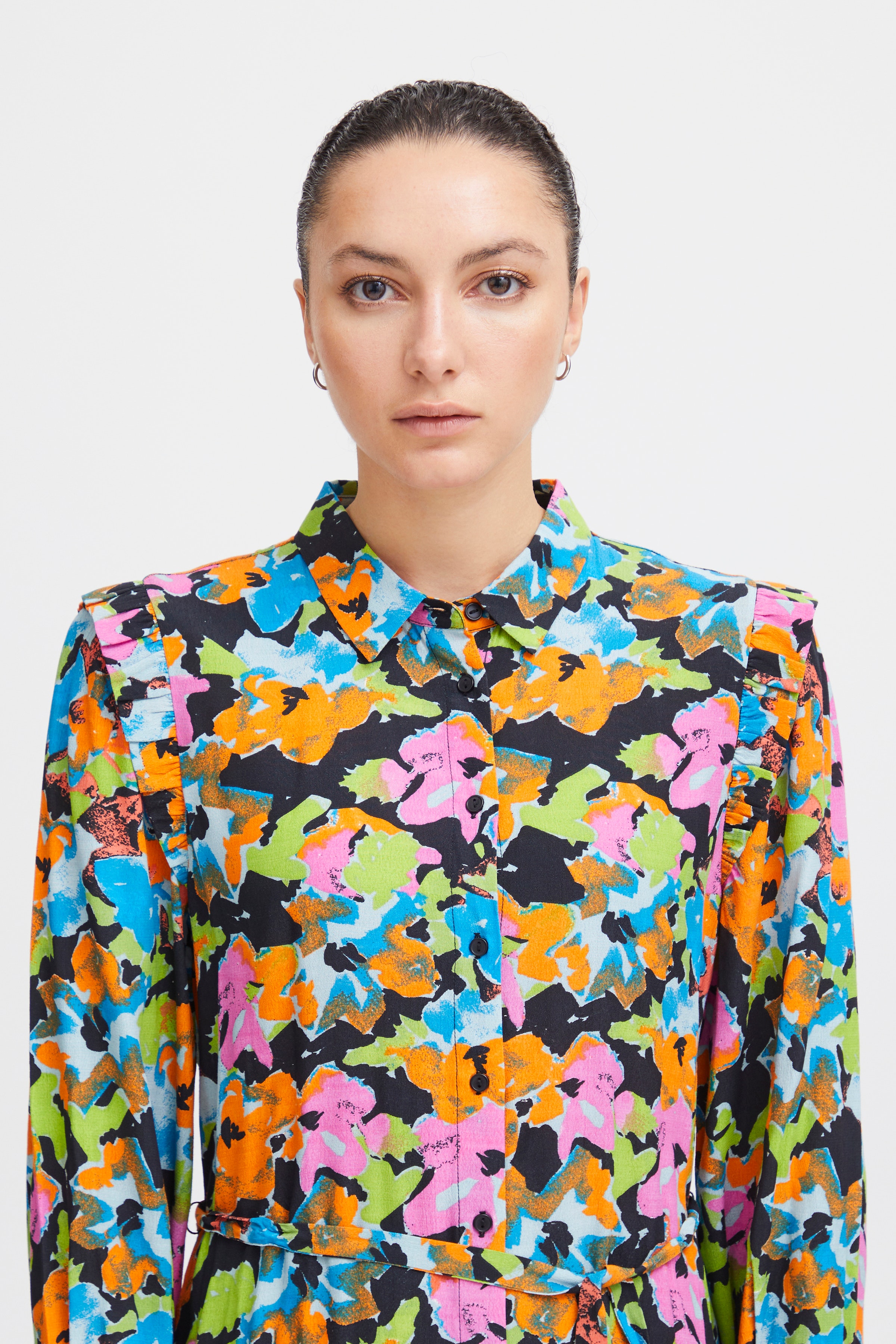IHGANAVA Kjole LOOKBOOK DETAIL 20120363-202740
