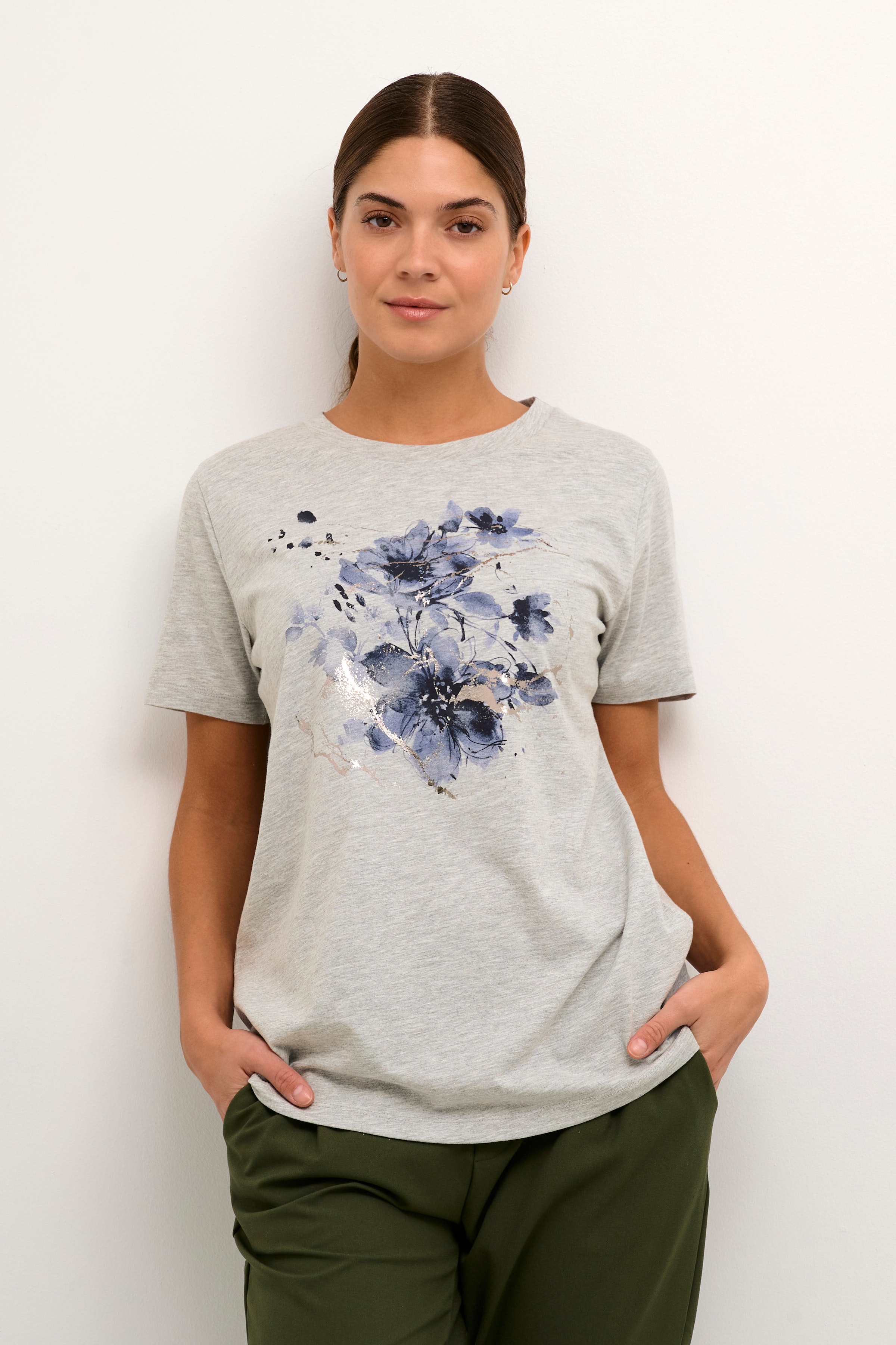 BPayalina T-shirt LOOKBOOK FRONT 10590407-100123B