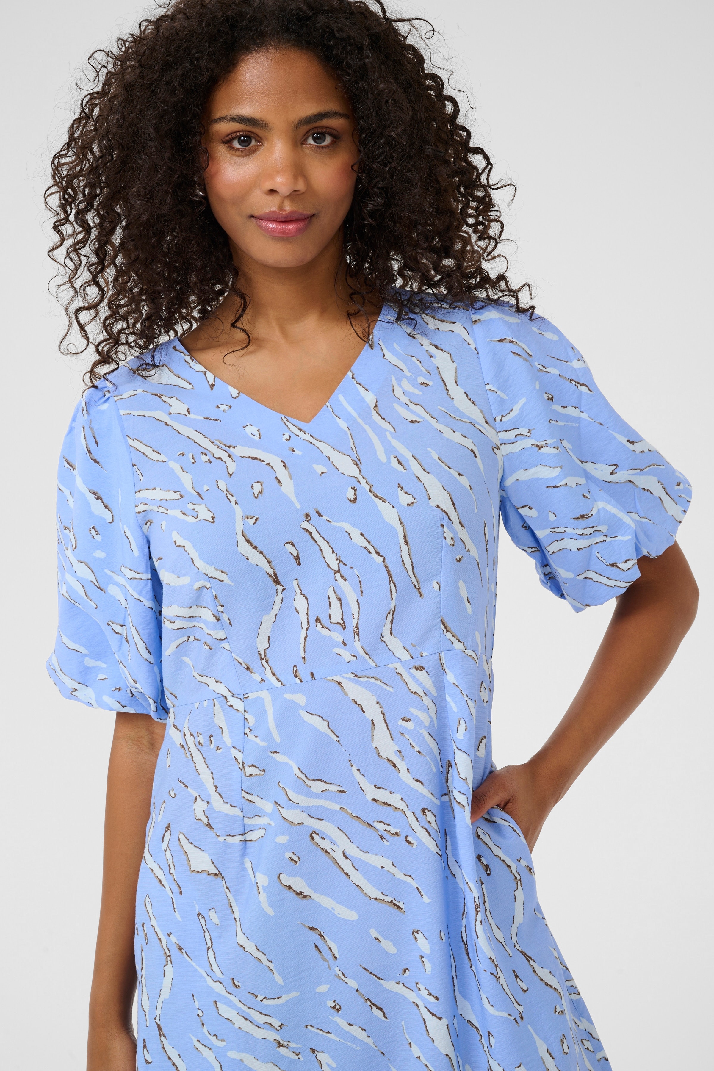 KAhannah Kjole LOOKBOOK DETAIL 10552439-108551