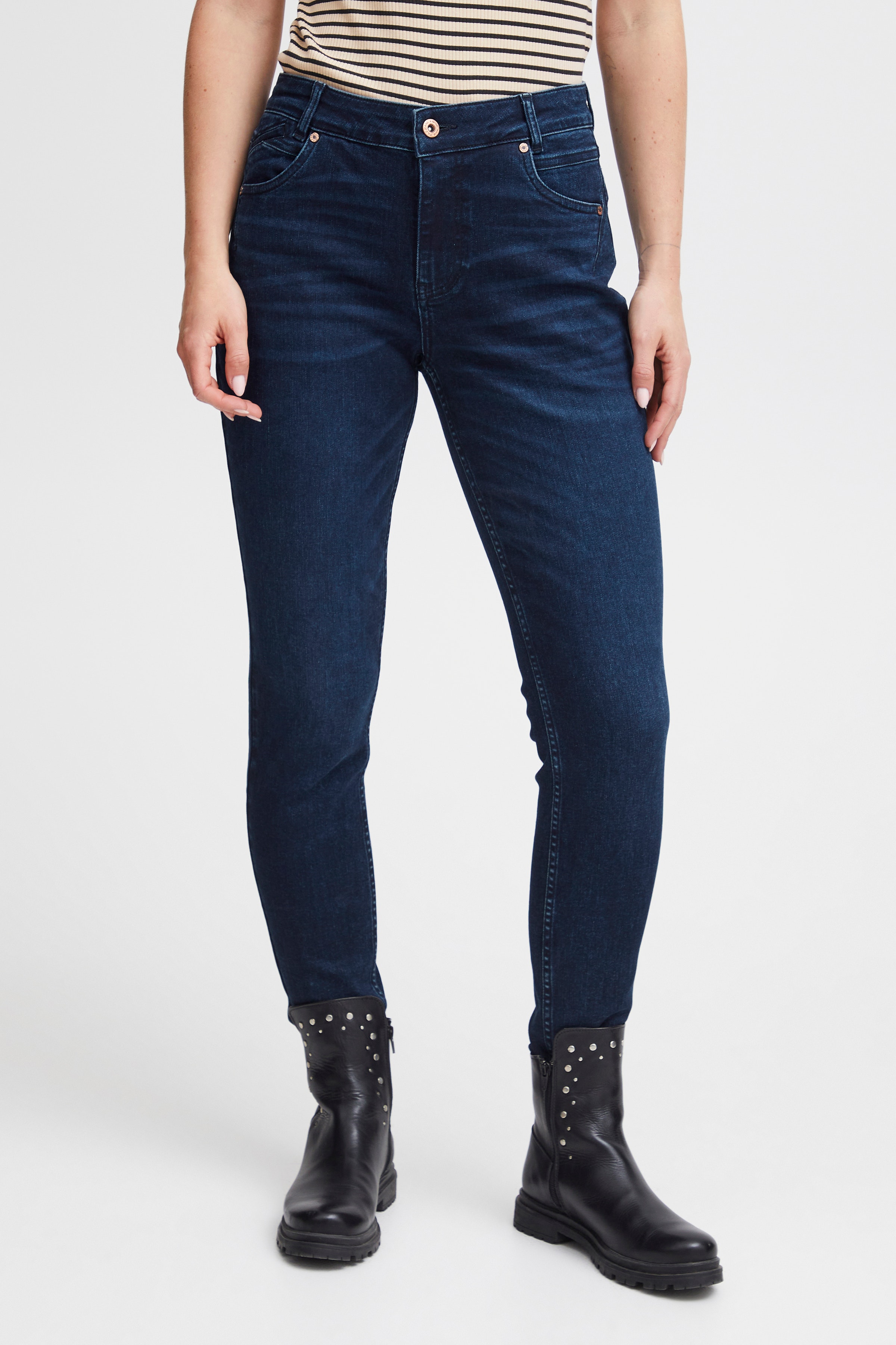 PZCARMEN Jeans LOOKBOOK FRONT 50207826-201334