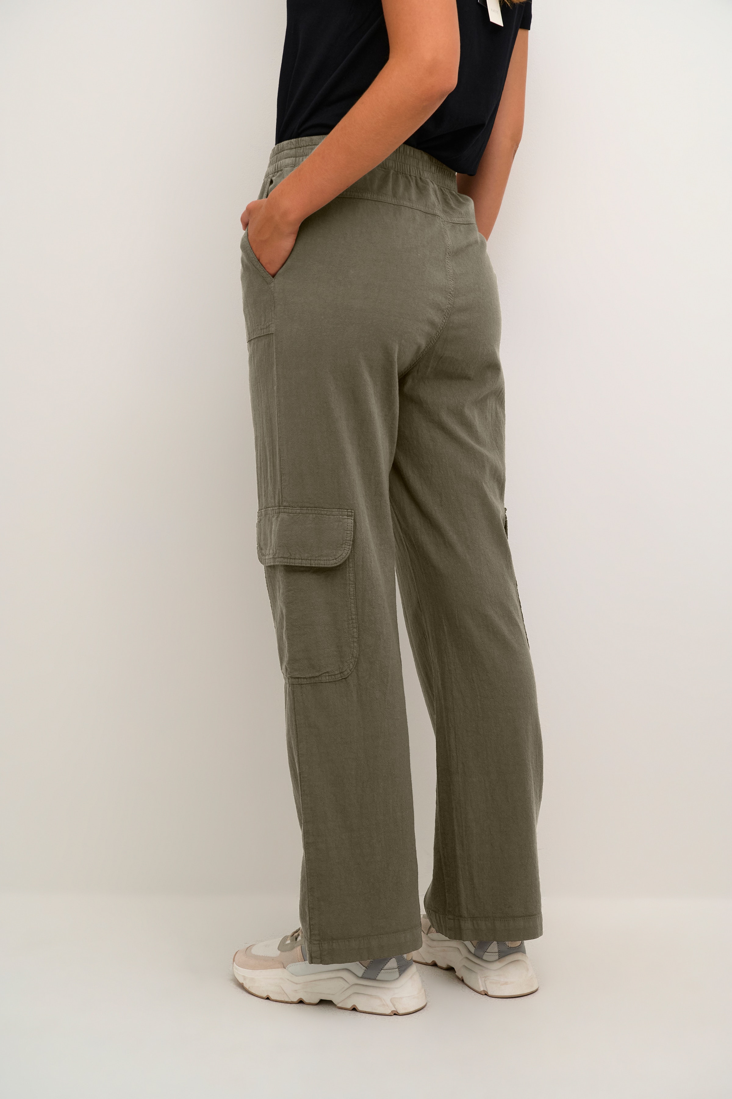 KAnaya Bukser LOOKBOOK BACK 10508358-190511