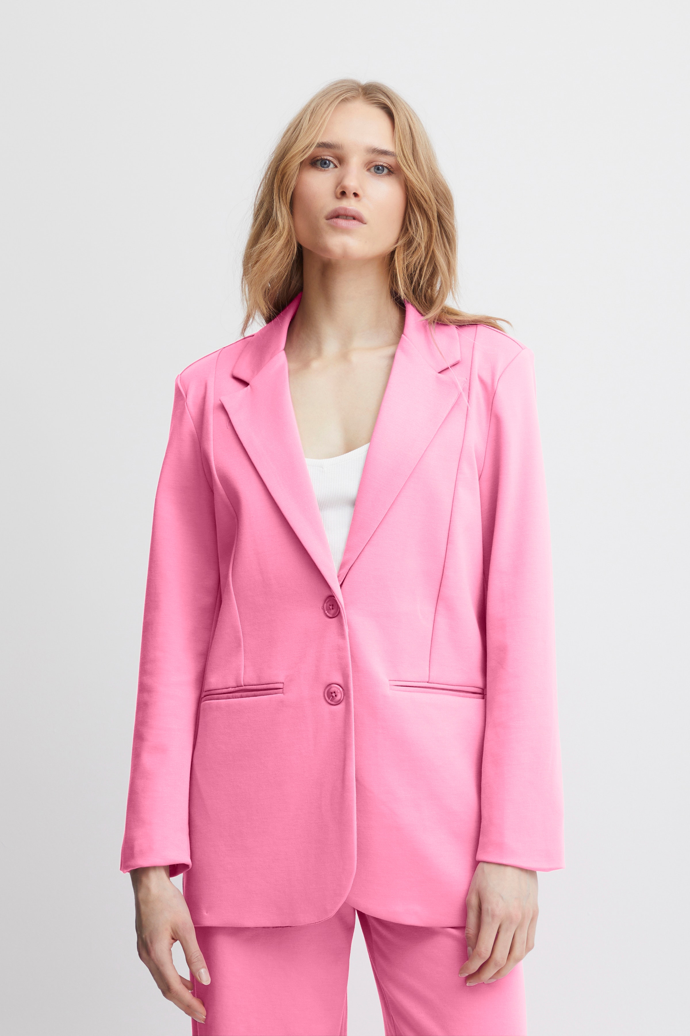 IHKATE OVERSIZE Blazer LOOKBOOK FRONT 20118123-172625