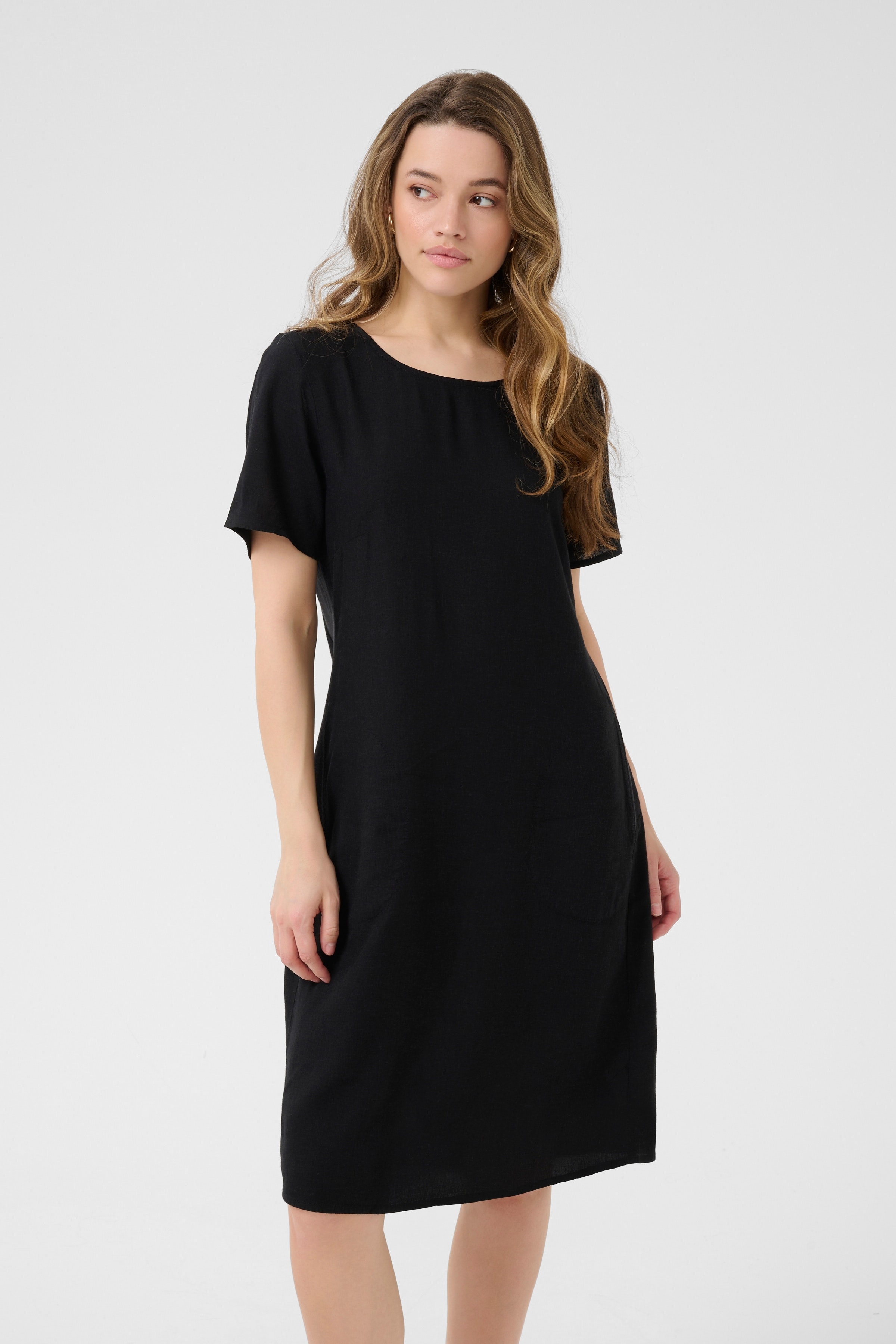 KAmilia Lin kjole LOOKBOOK FRONT 10508362-100121