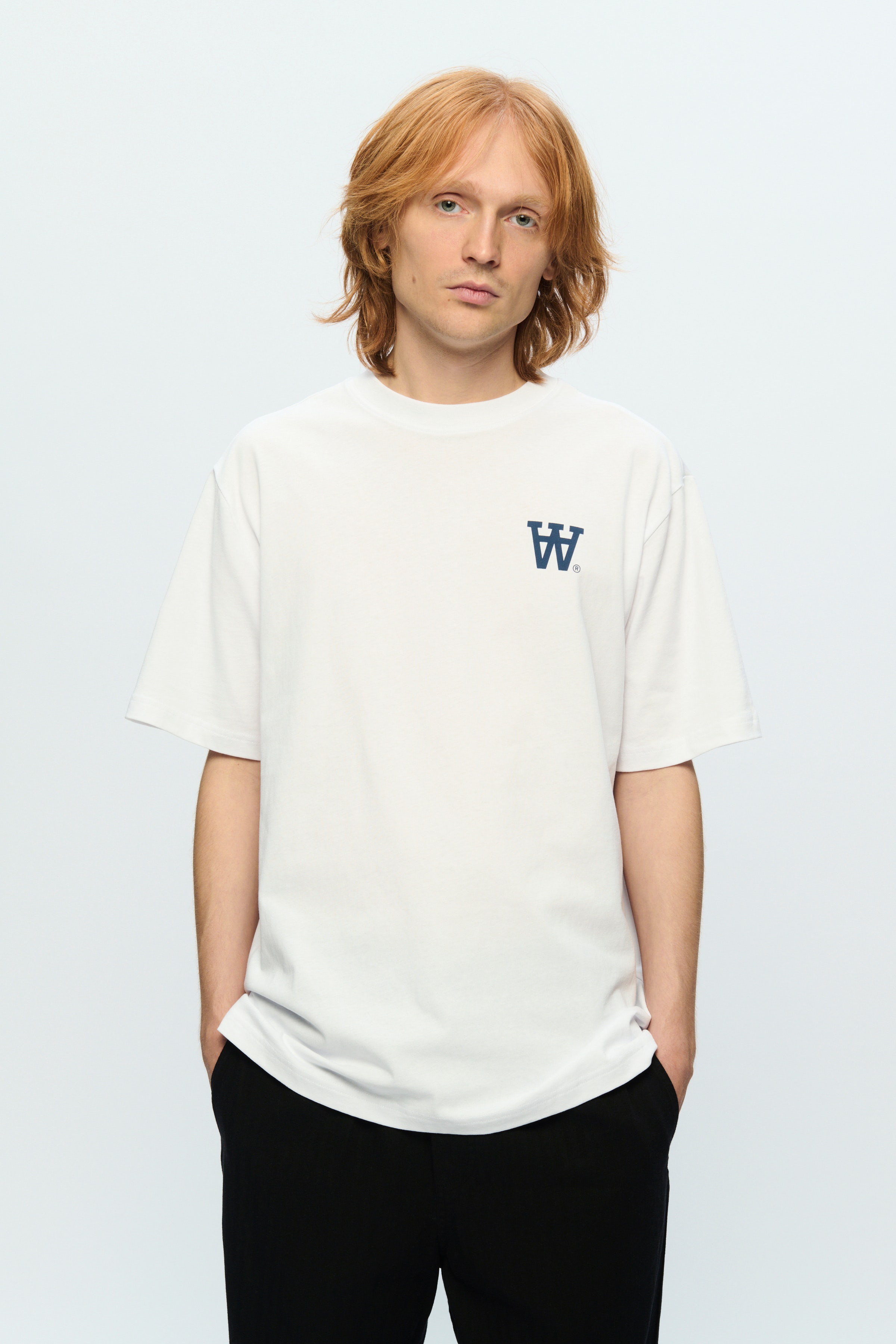 WWAsa Seal T-shirt LOOKBOOK FRONT 30250073-110601