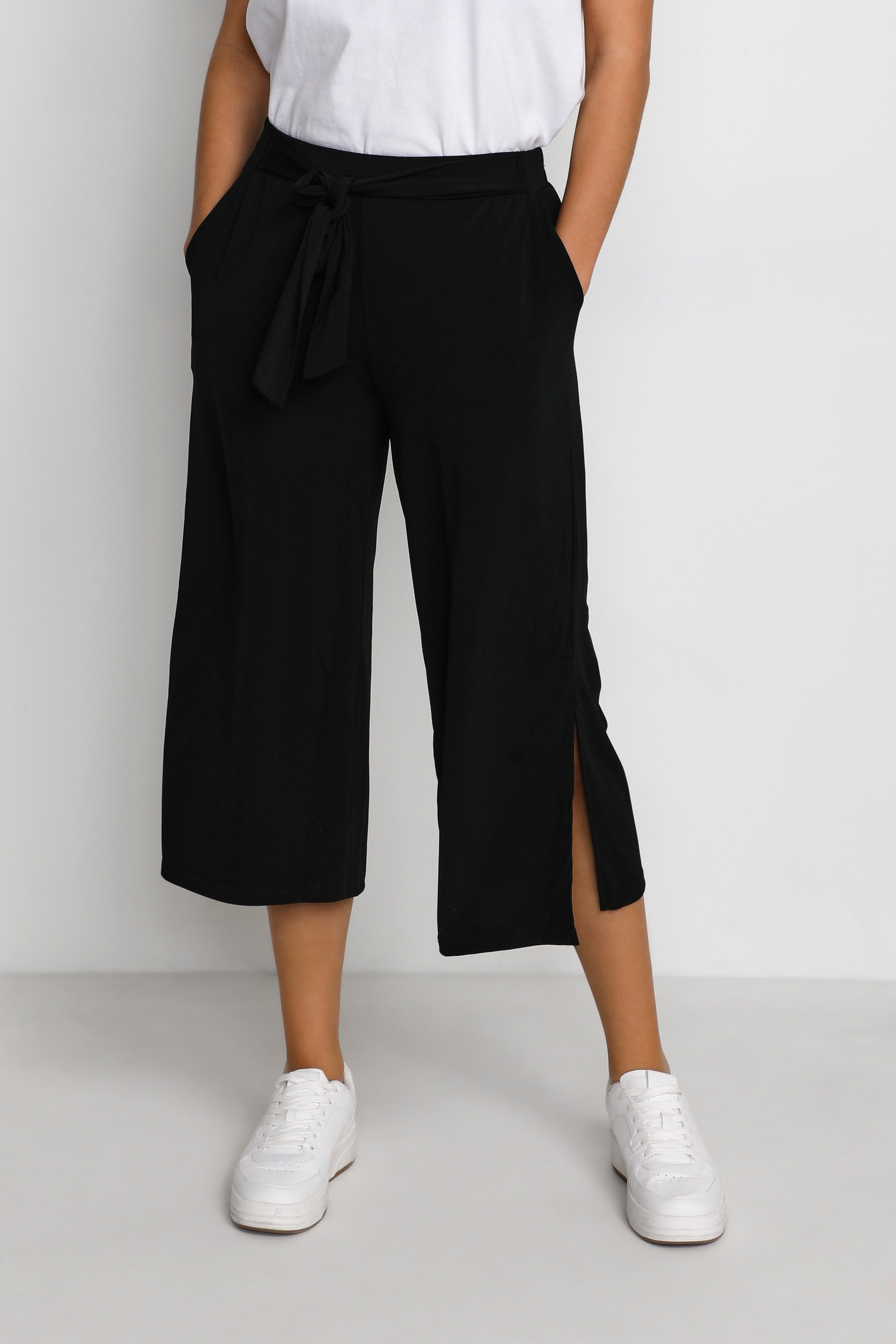 KAmalli Bukser LOOKBOOK FRONT 10503140-50600