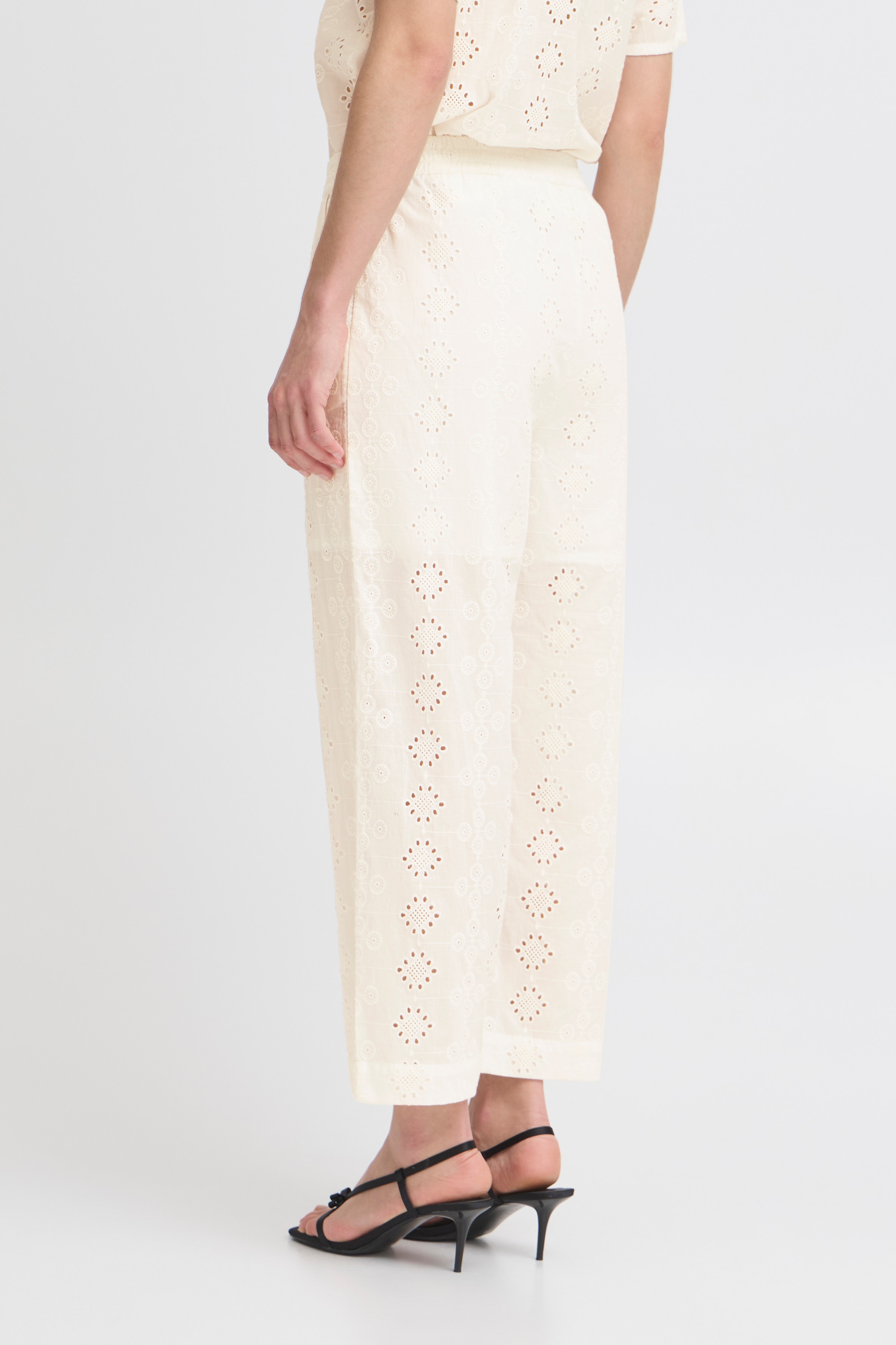 BYINGENLIS Byxor LOOKBOOK BACK 20816098-114300