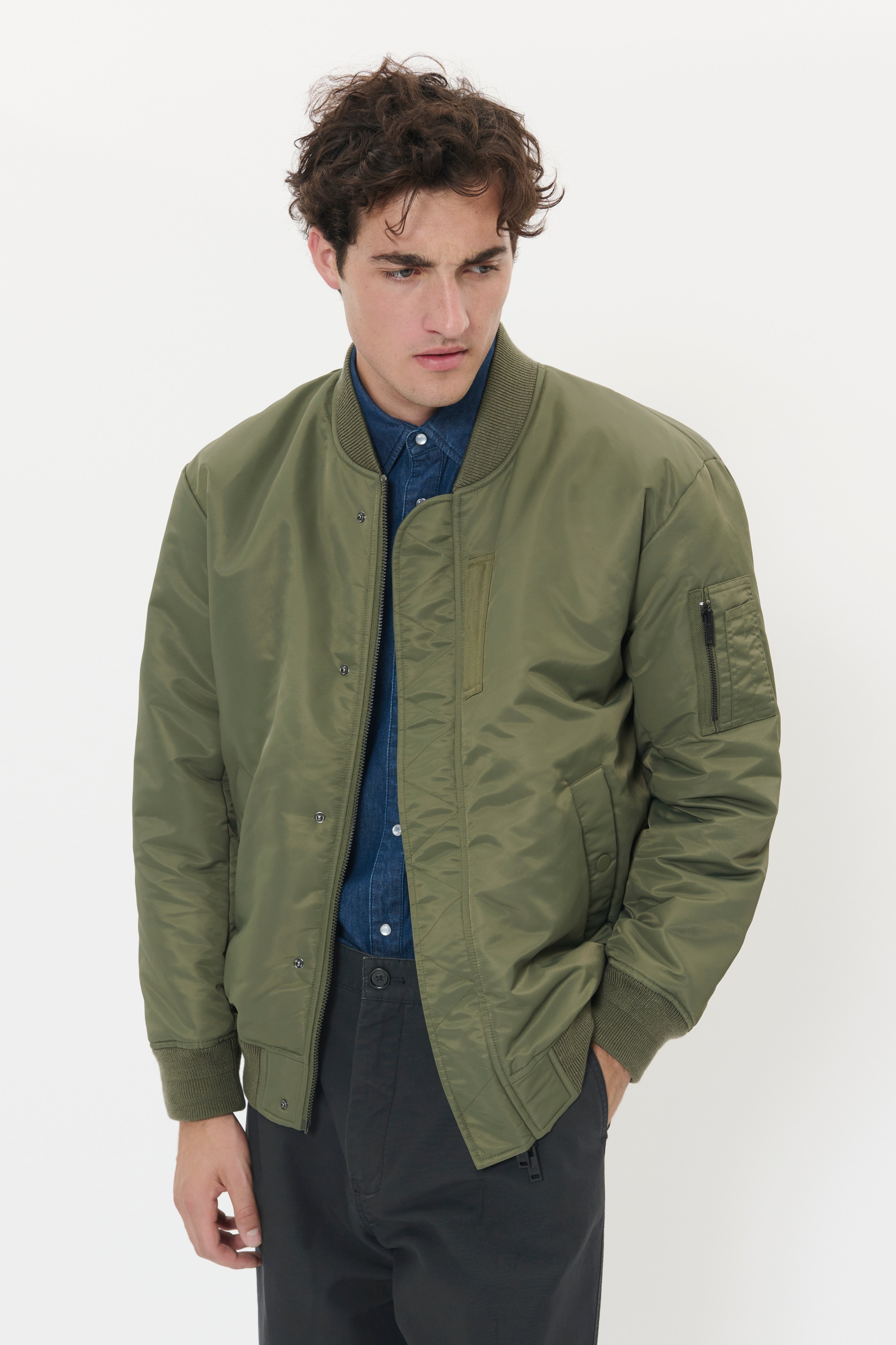 MAbatley M73 Bomber jacket LOOKBOOK FRONT 30208862-190515