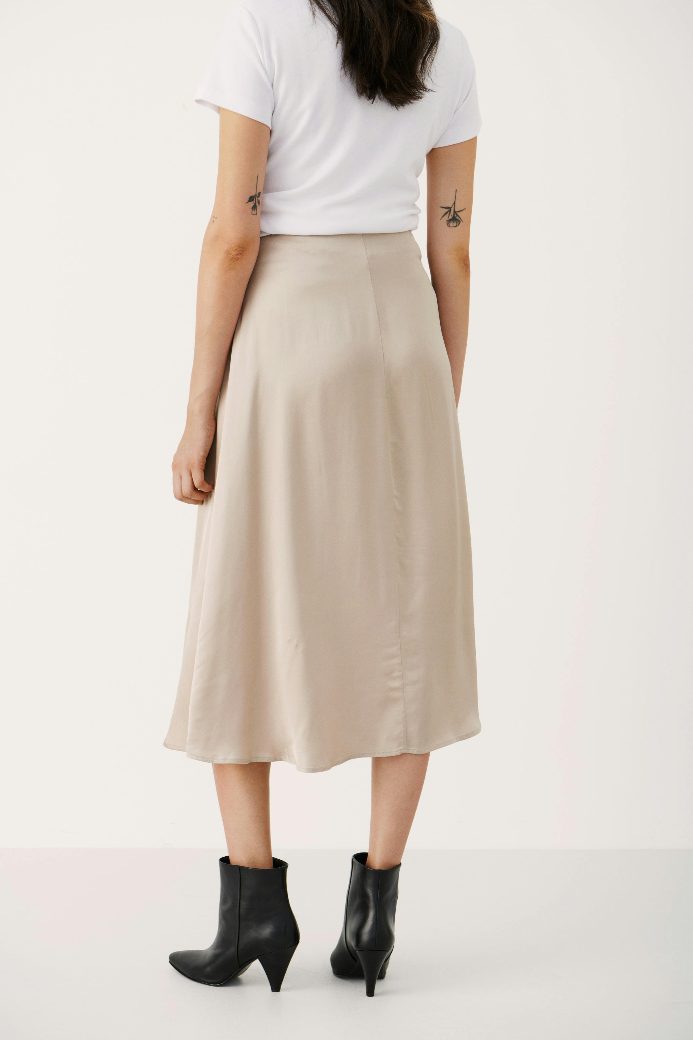 LilyannPW Skirt LOOKBOOK FRONT 30306469-151305