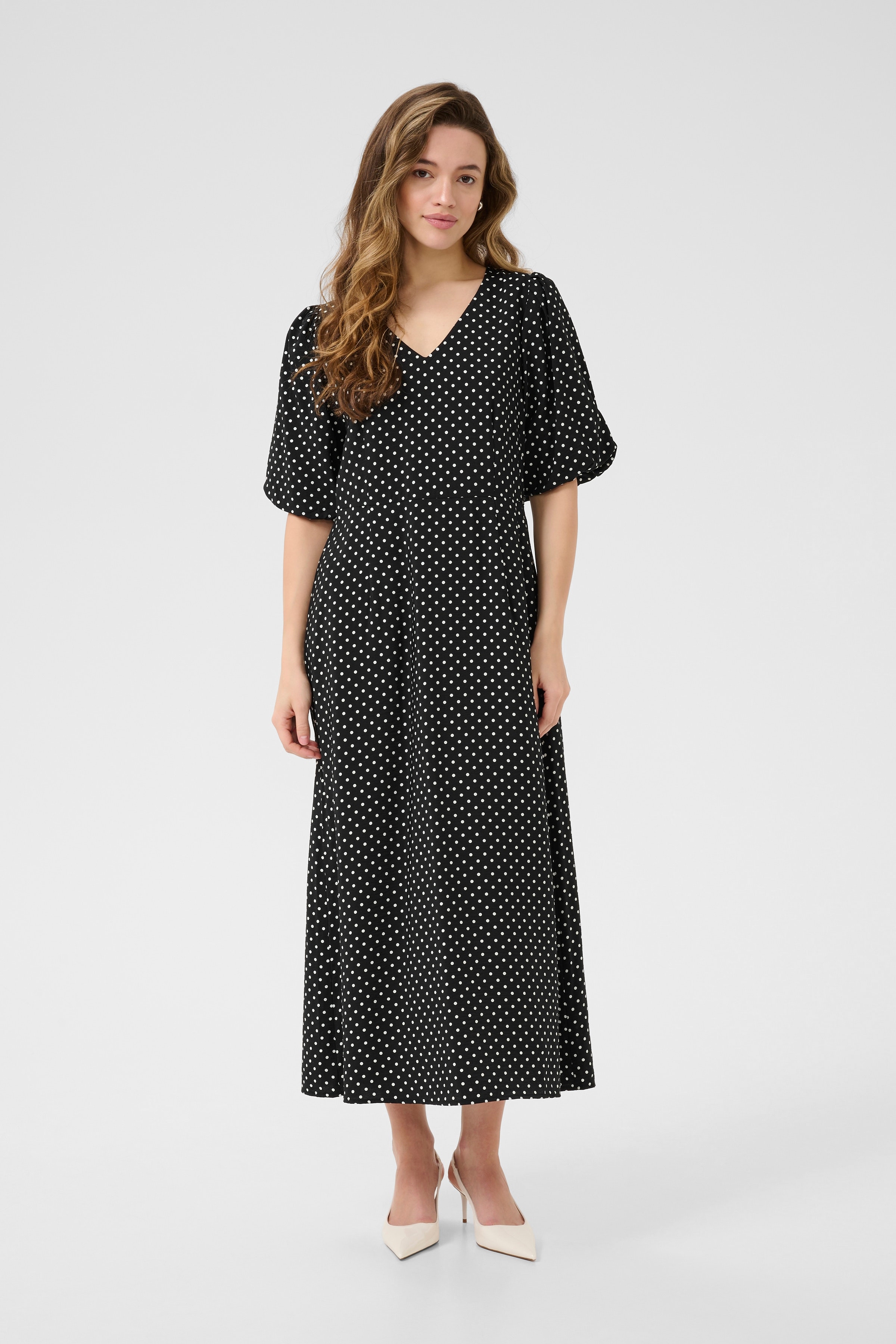 KAgwen Kjole LOOKBOOK FRONT 10510344-107967