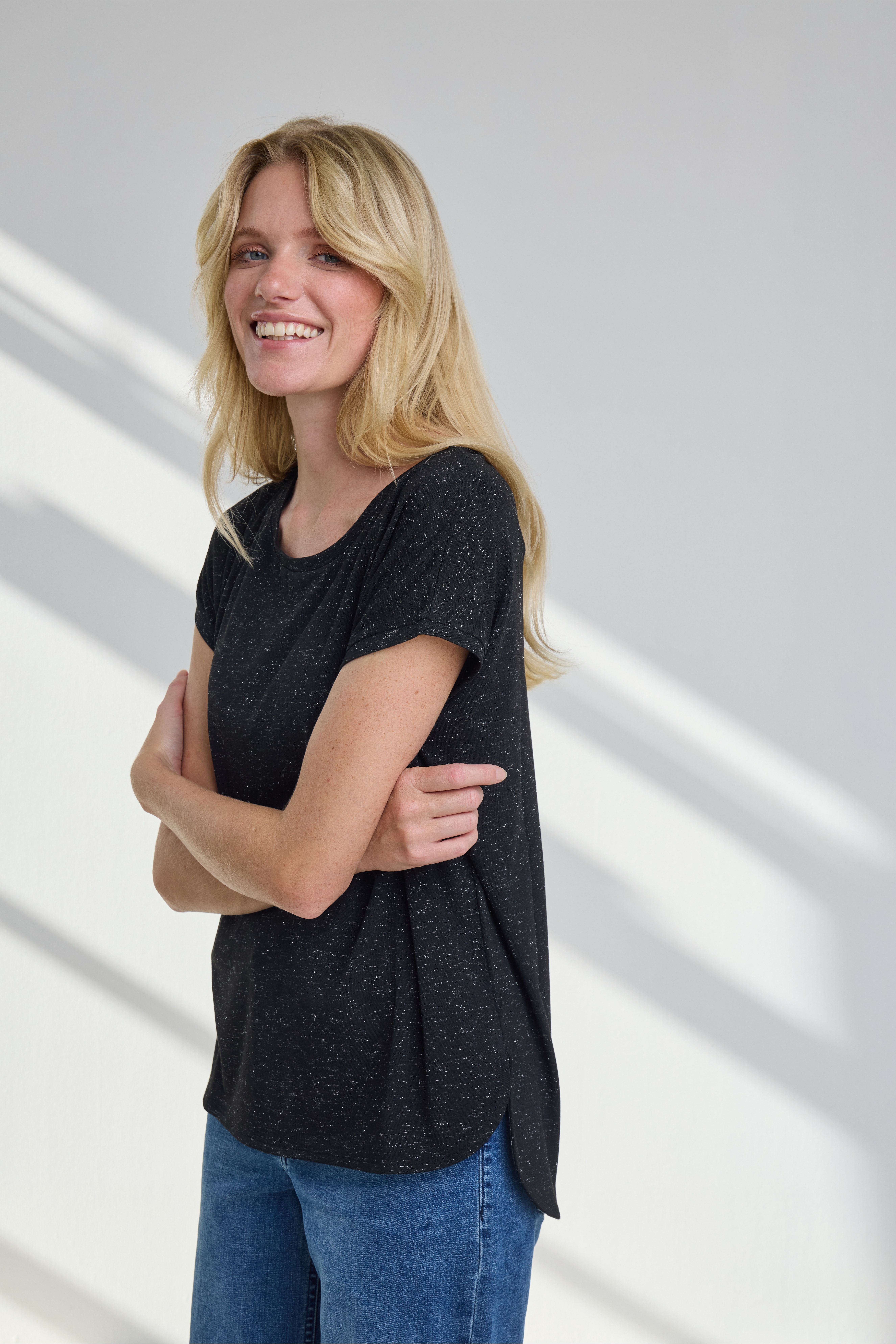 IHREBEL T-shirt LOCATION NONE 20109945-194008