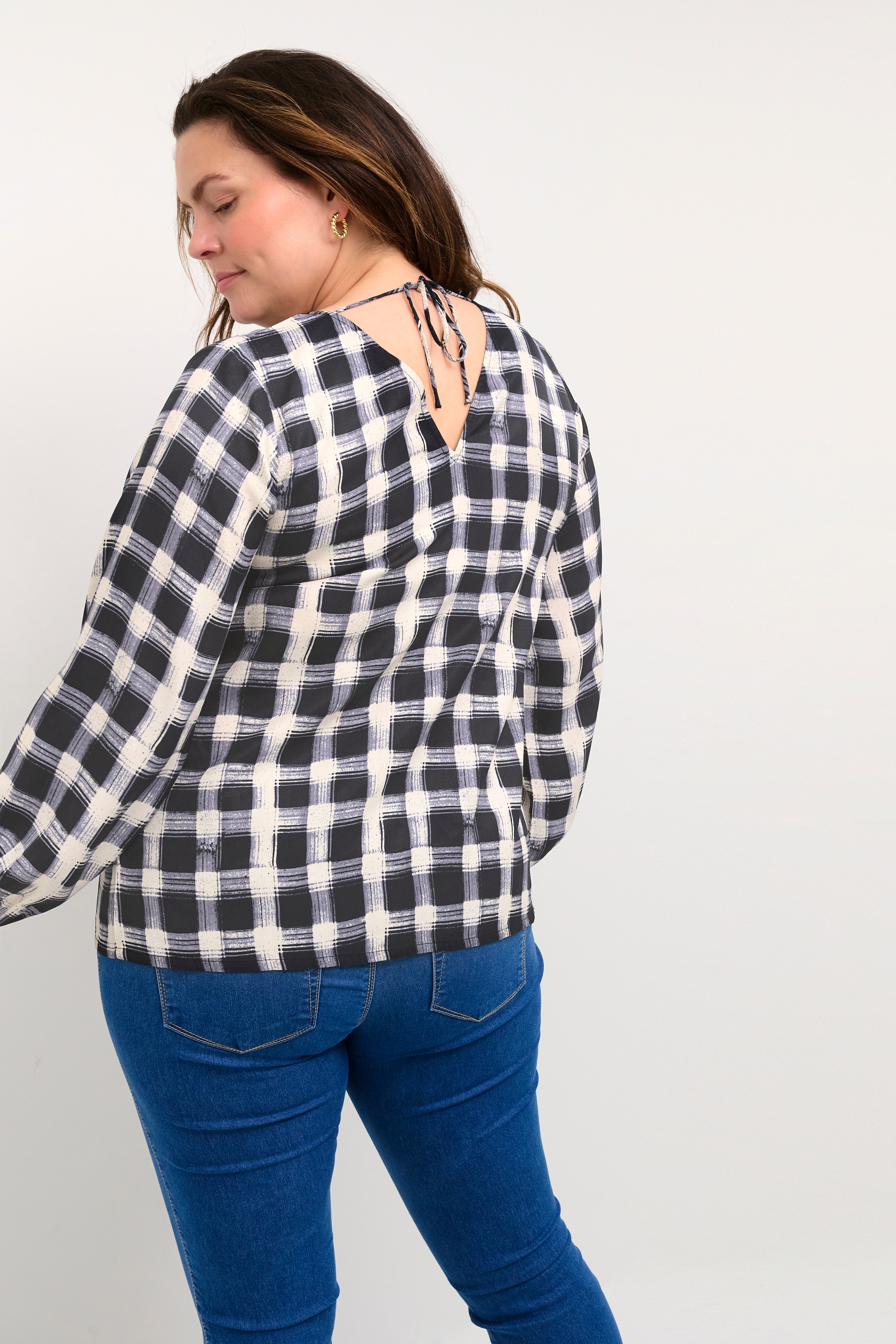 KClumila Blouse LOOKBOOK BACK 10581275-103732